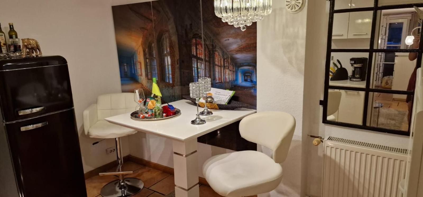 Studio Apartment - Photo 28