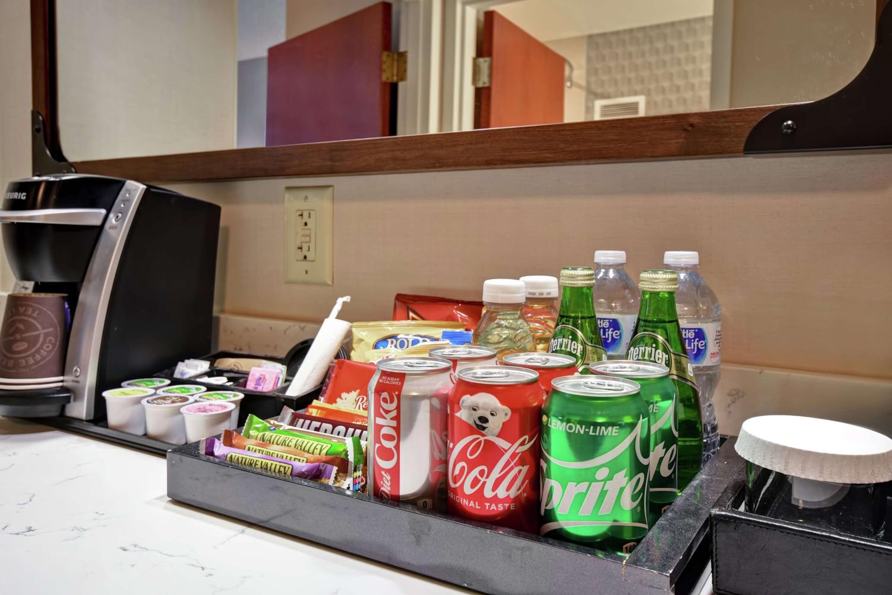 Premium King Suite - Photo 7