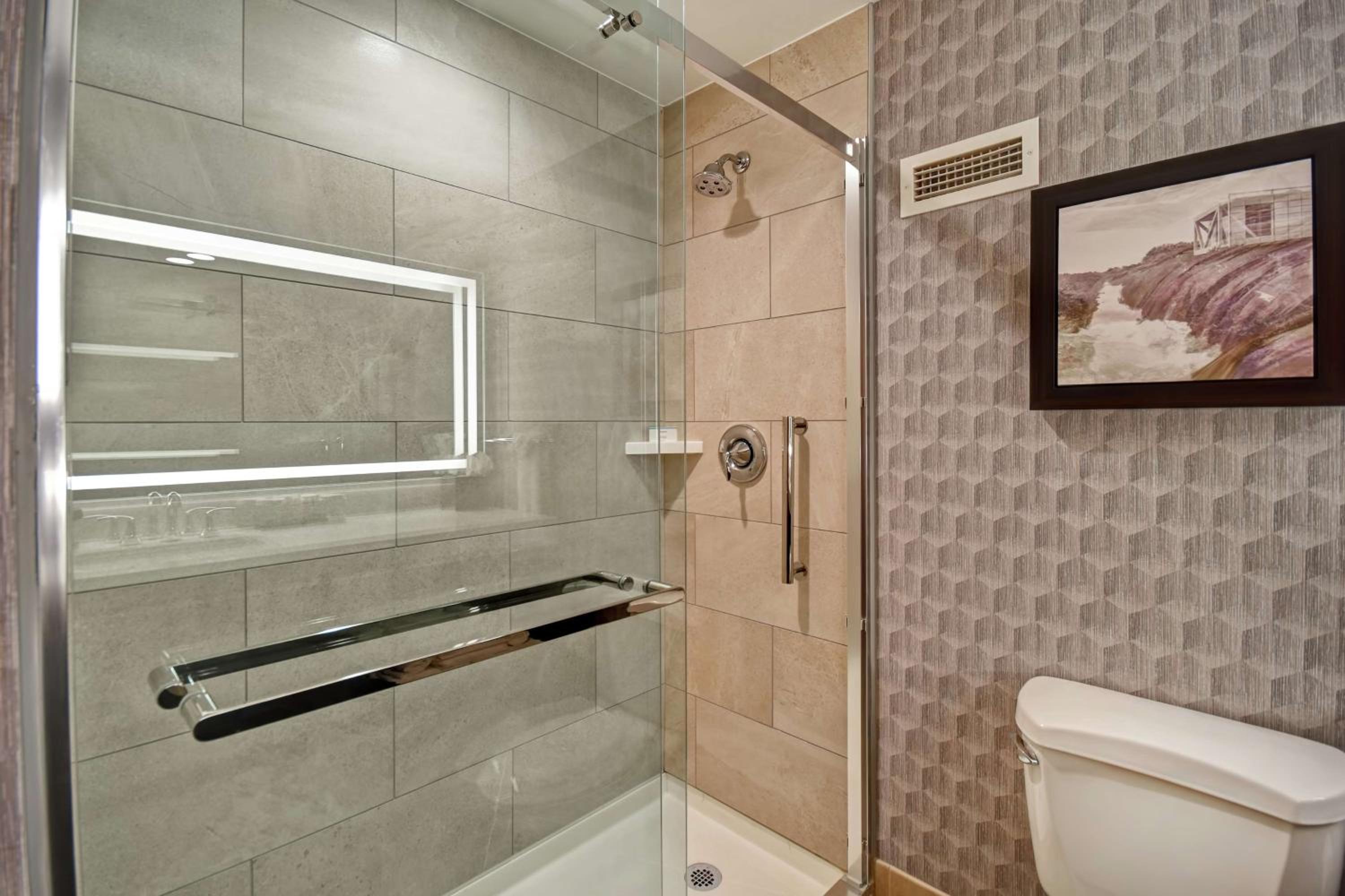 King Suite - Photo 4