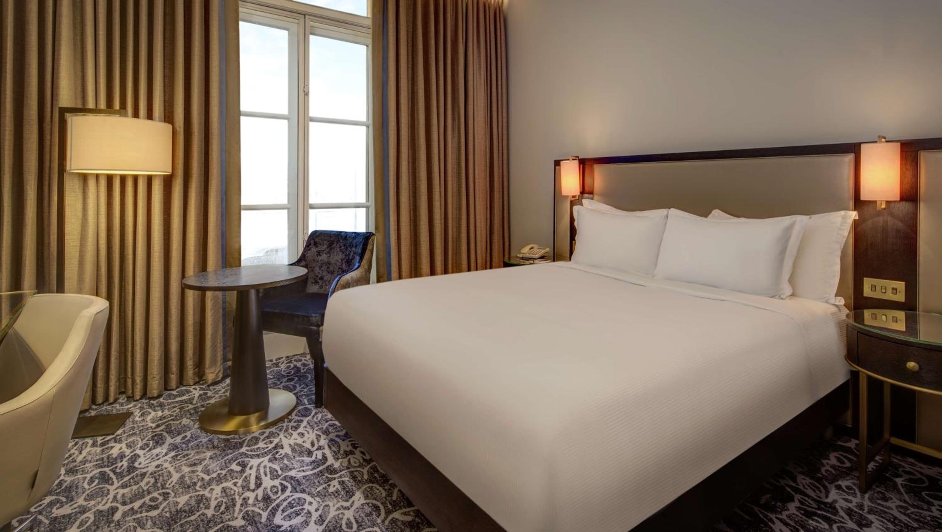 Executive Suite photo 1