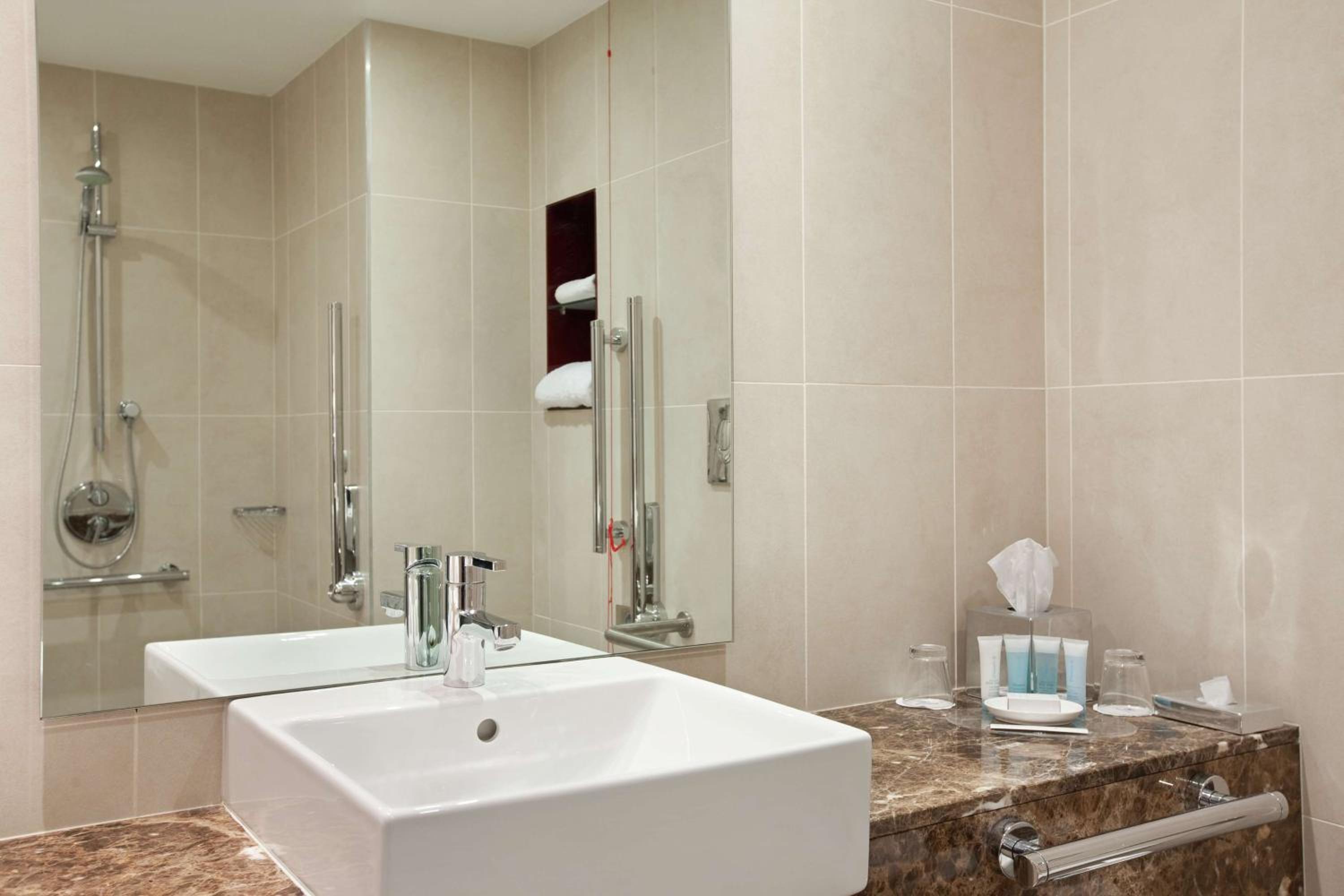 King Room - Mobility Access - Photo 4