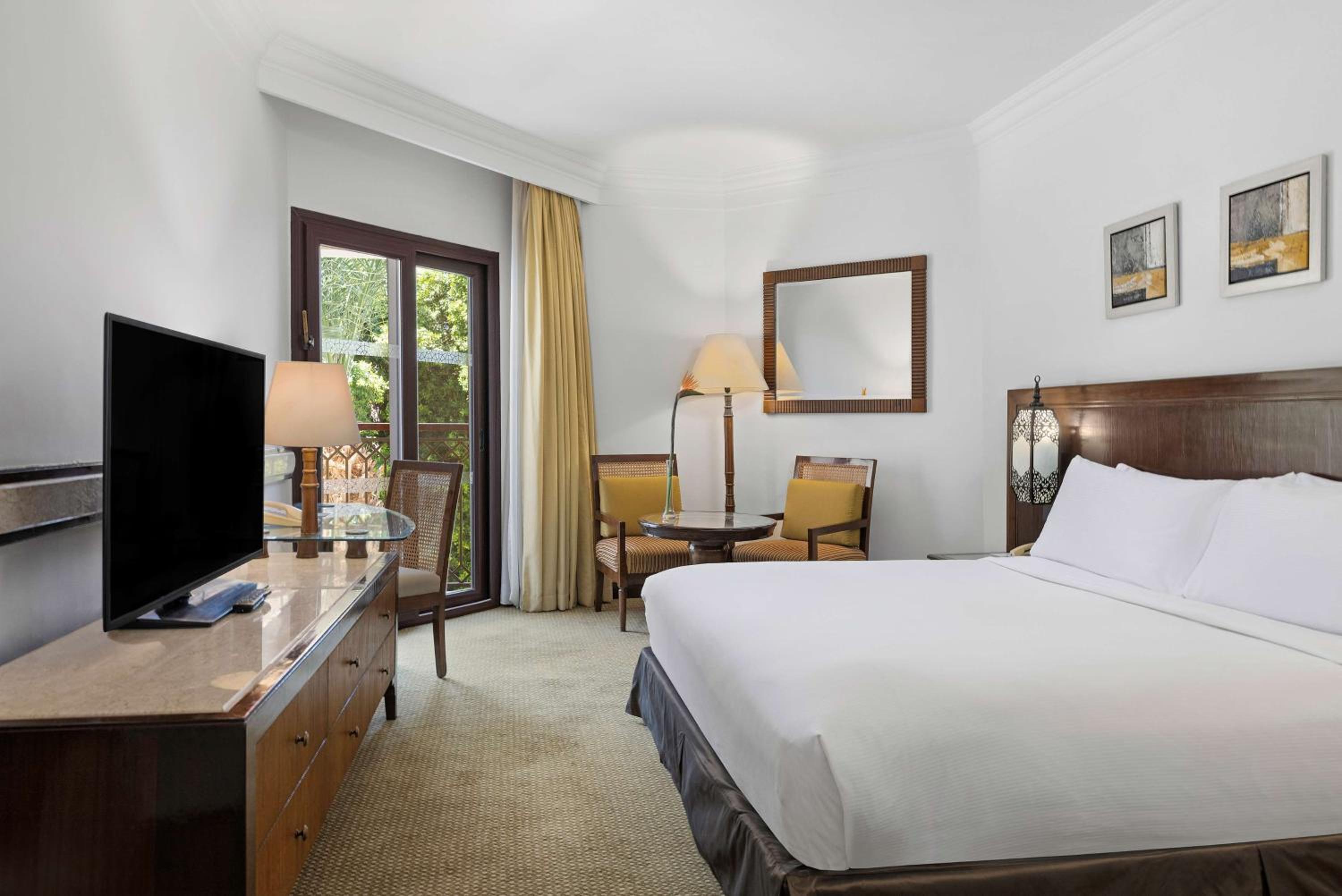 Family King Room with Connected Twin