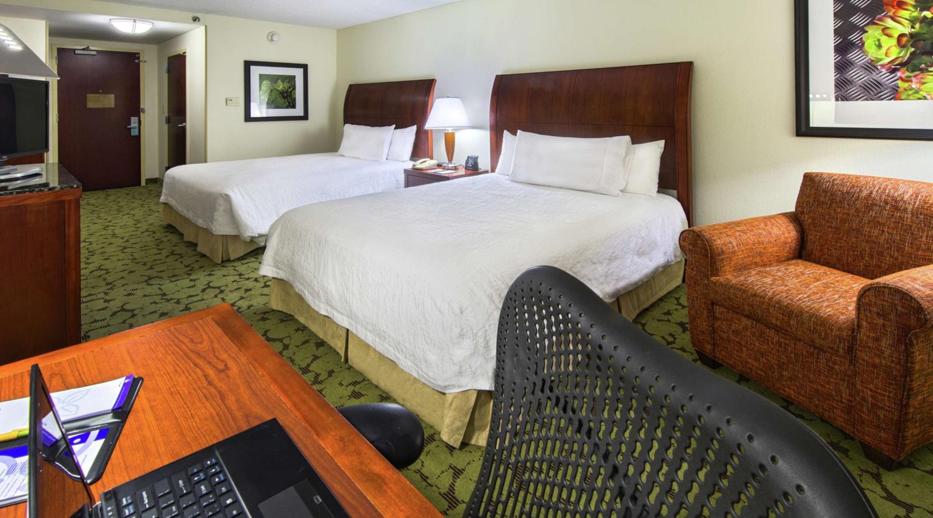 Queen Room with Two Queen Beds - Photo 1