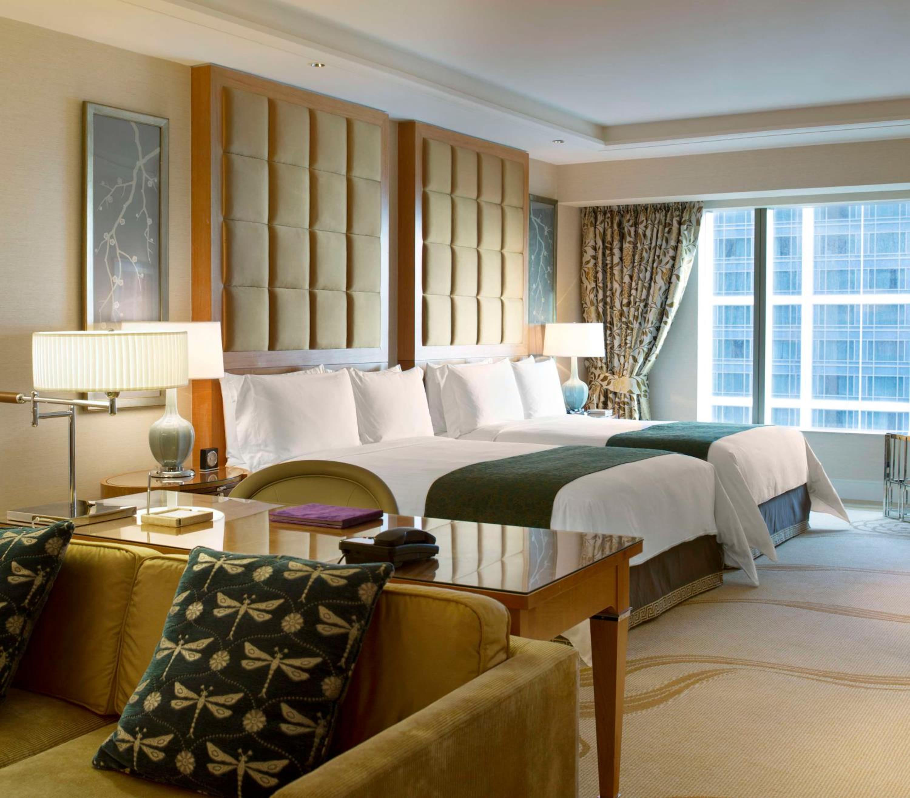 Junior Suite with Two Queen Beds