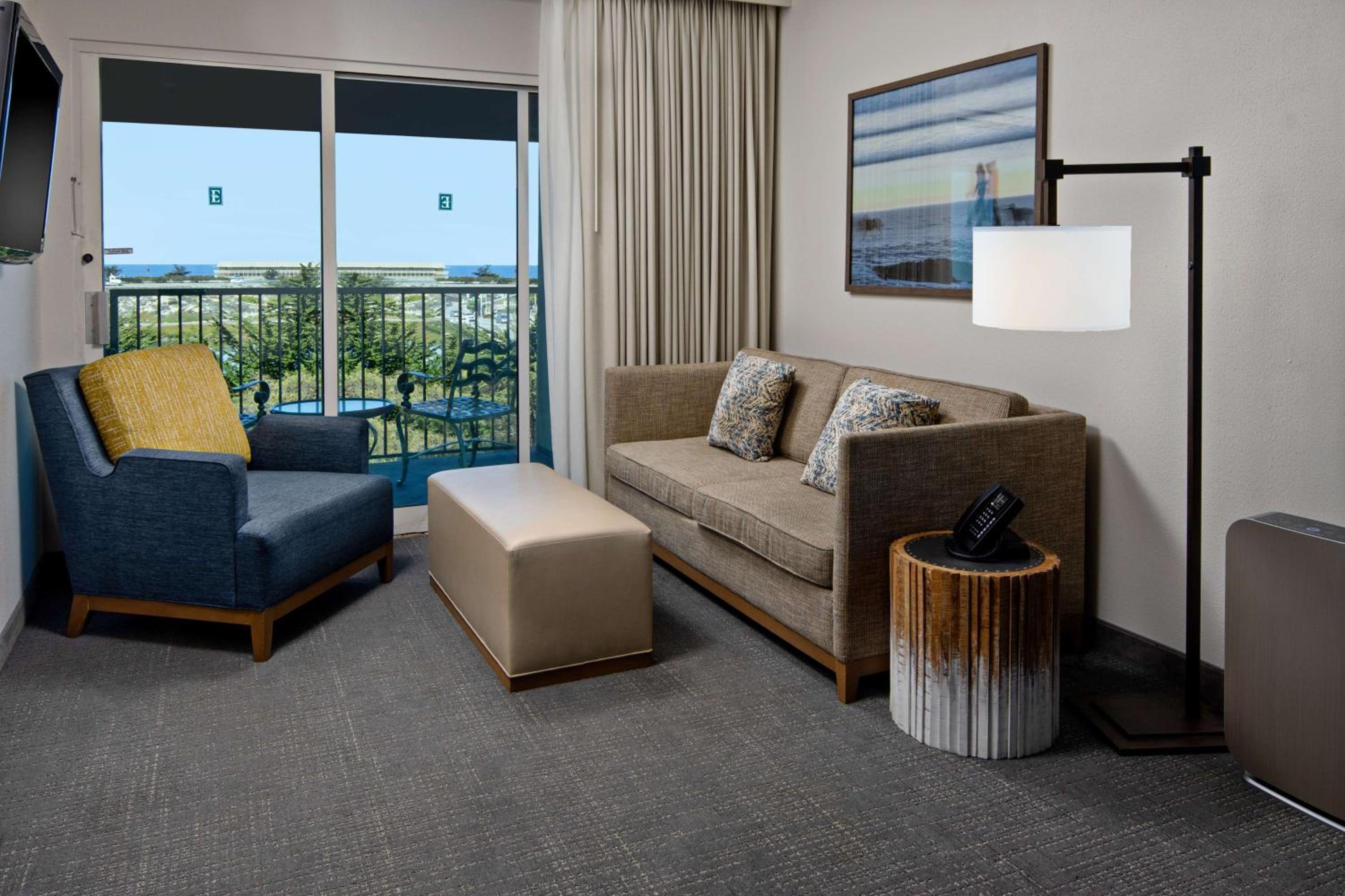 Two Room Corner King Suite with Bayview and Balcony - Photo 1