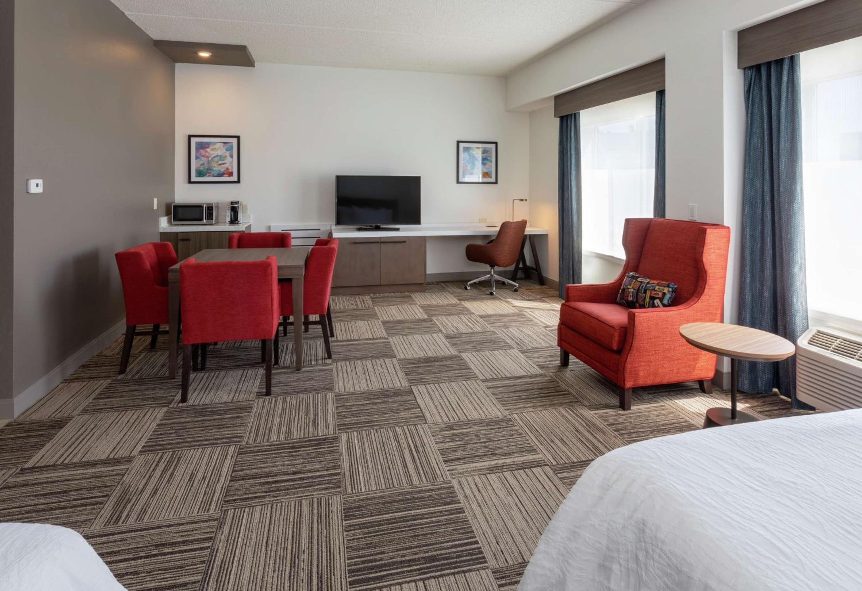 Queen Room with Two Queen Beds - Mobility Access - Photo 1