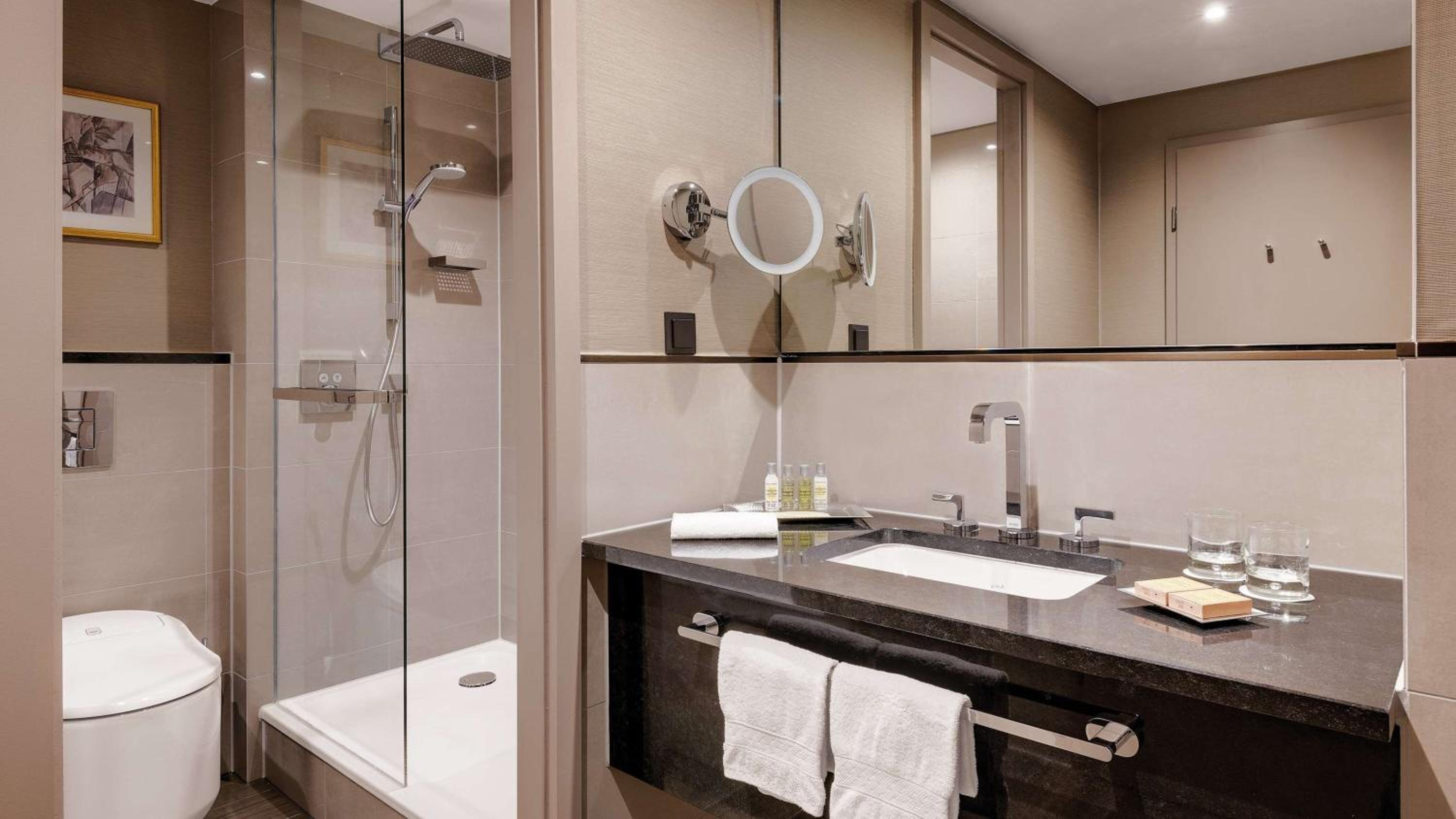 Executive King Suite