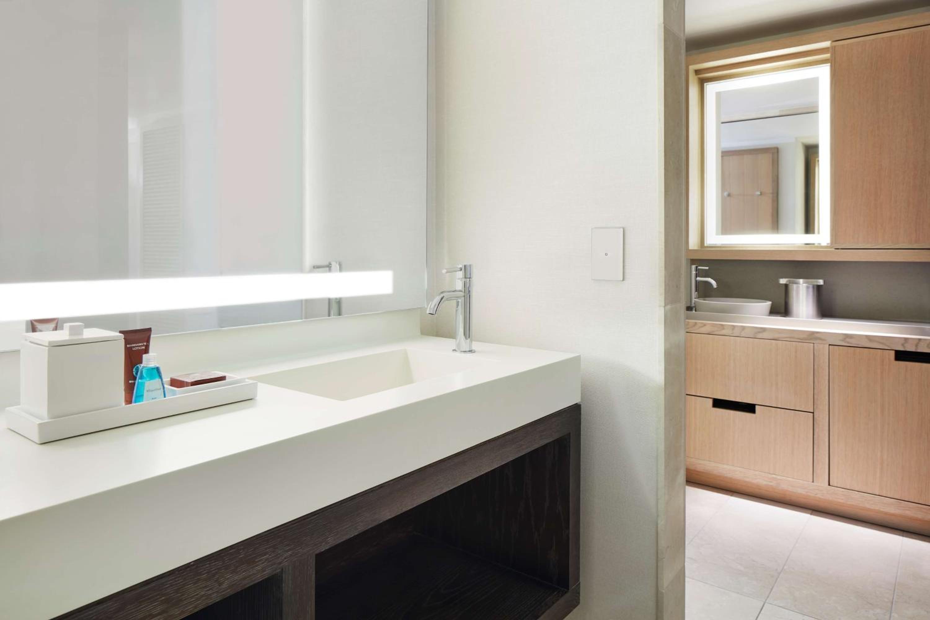 Deluxe Suite with Two Double Beds