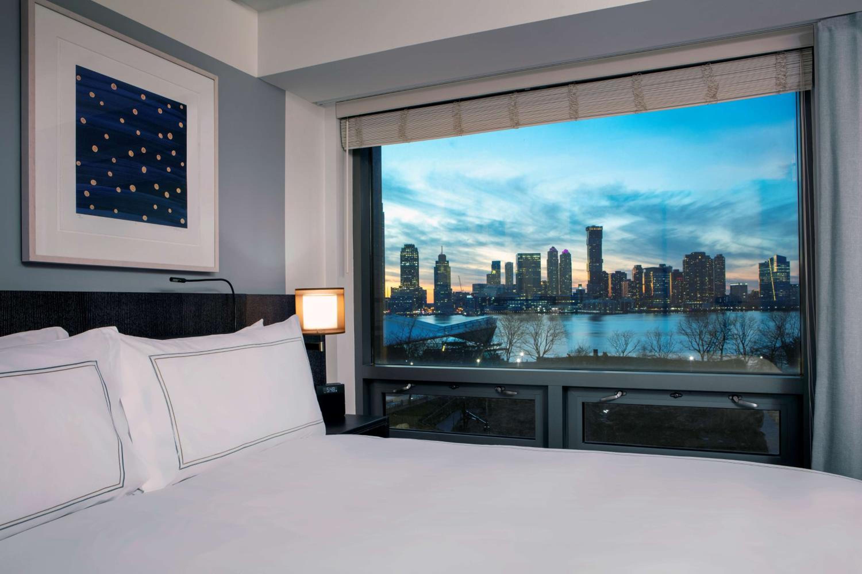 King Suite with River View - Hearing Access