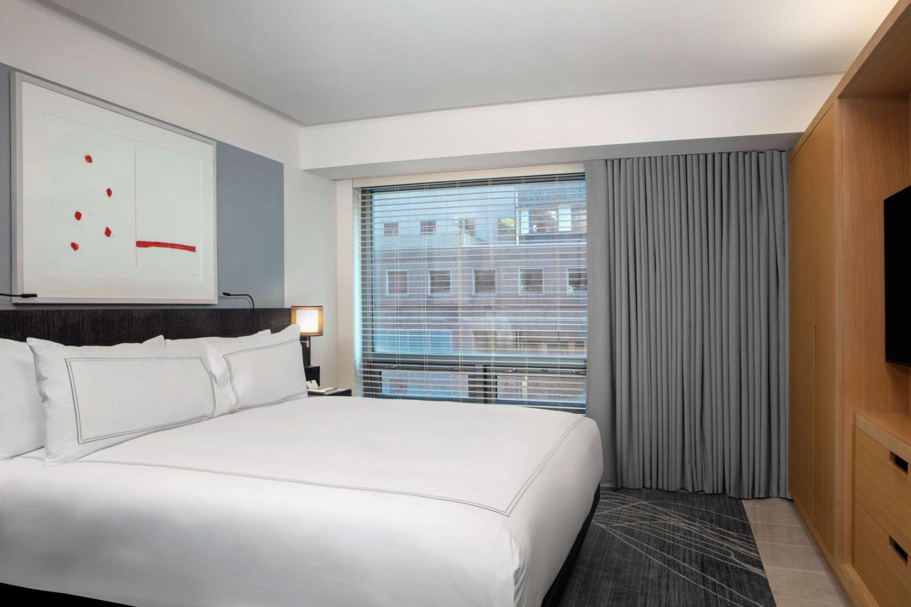 Deluxe King Suite with Sofa Bed