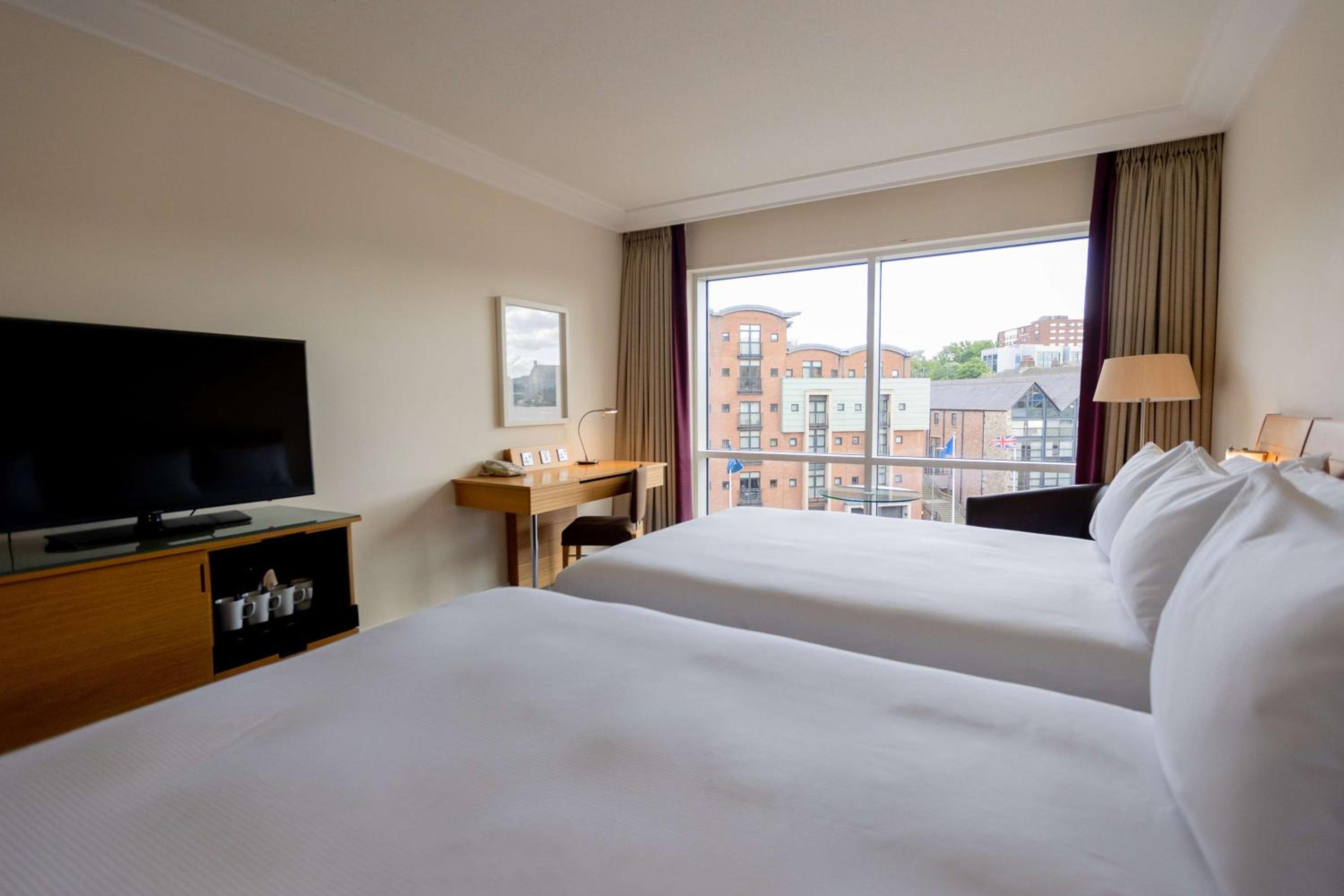 Family Room with Two Double Beds photo 3