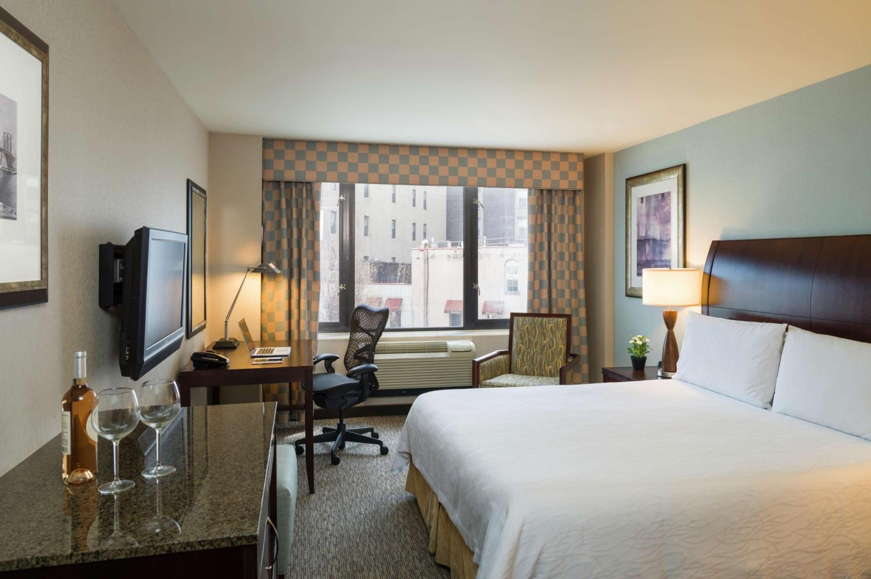 Premium King Room