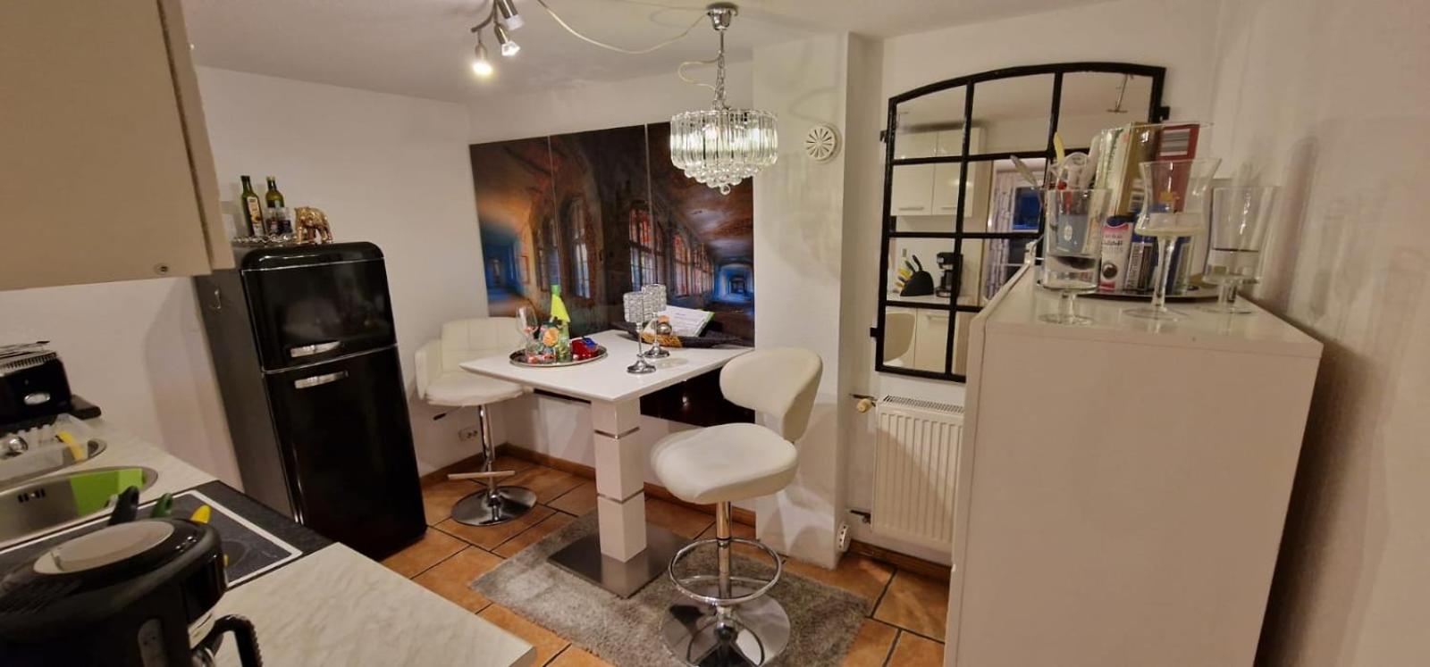 Studio Apartment - Photo 20