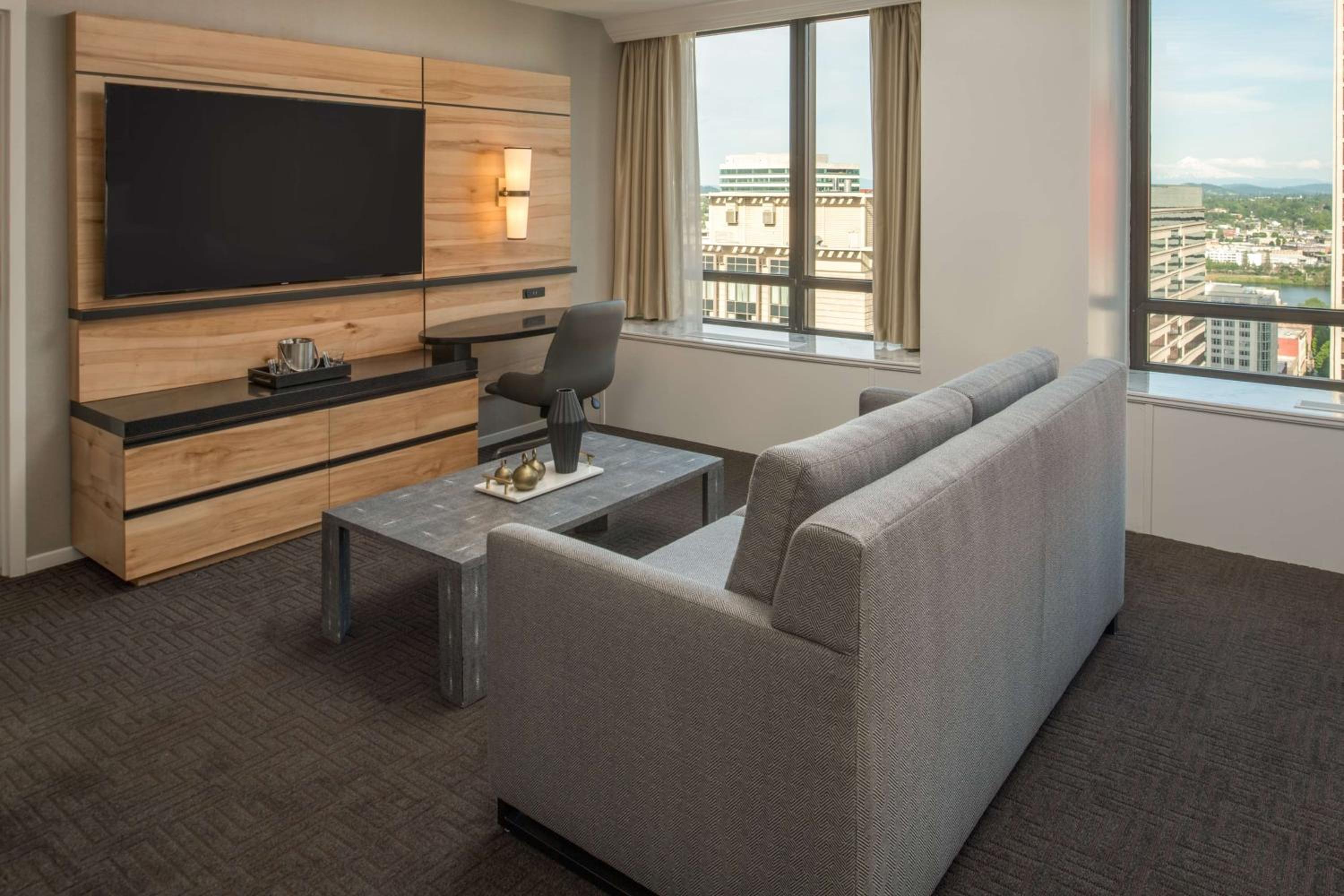 Double Studio Suite with Two Double Beds - Photo 4