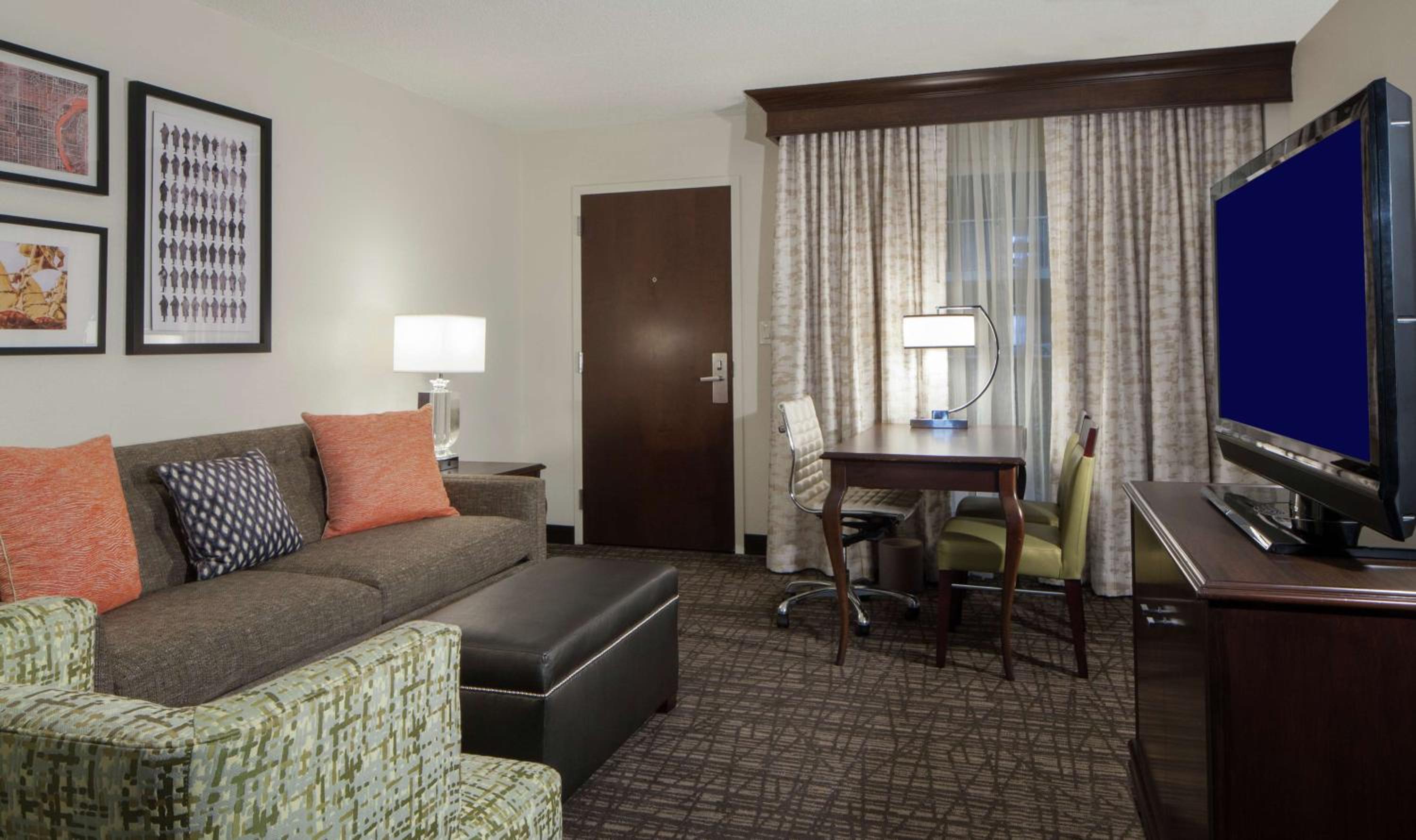 Two-Room King Suite - Non-Smoking - Photo 6