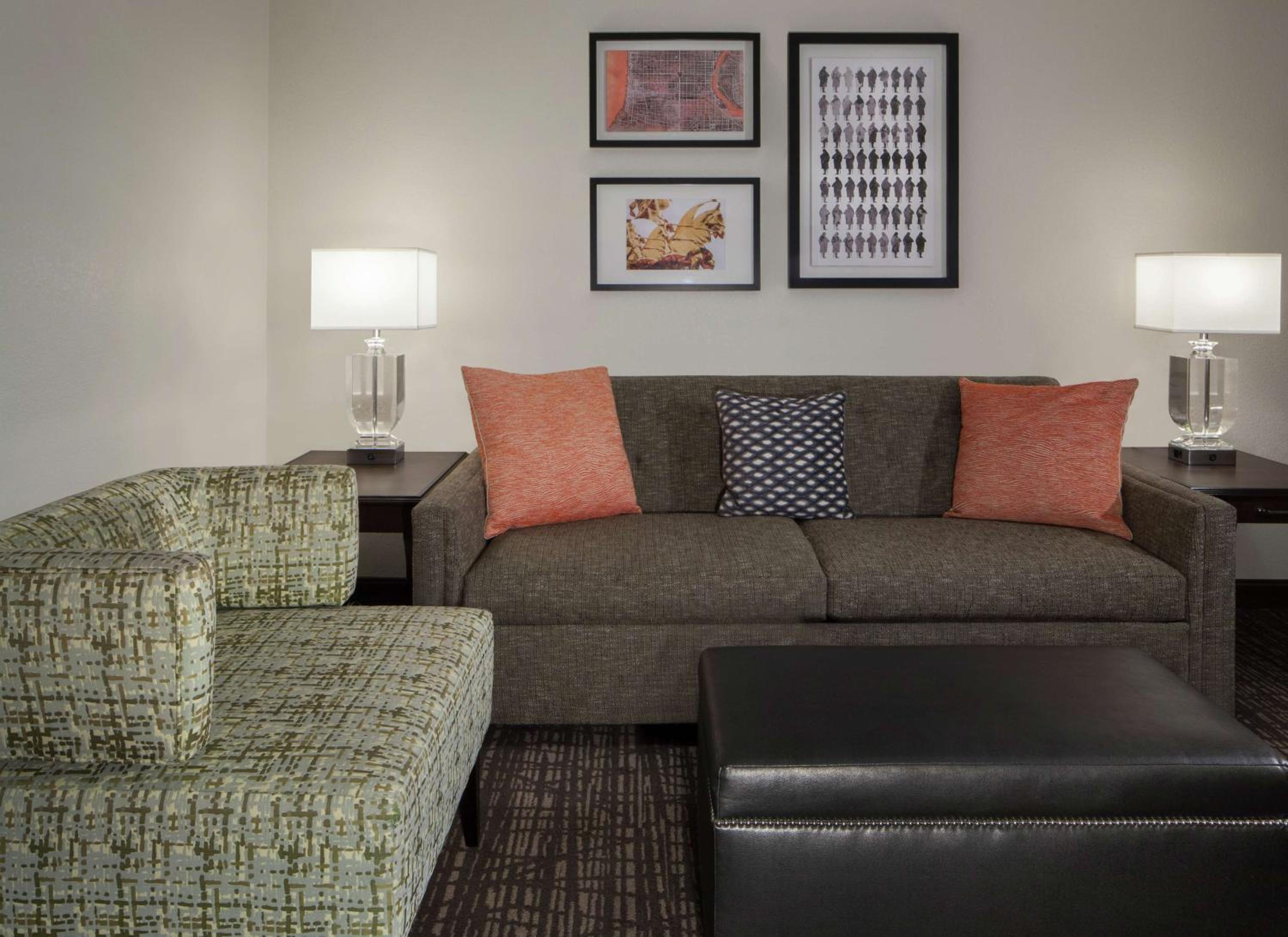Two-Room King Suite - Non-Smoking - Photo 4