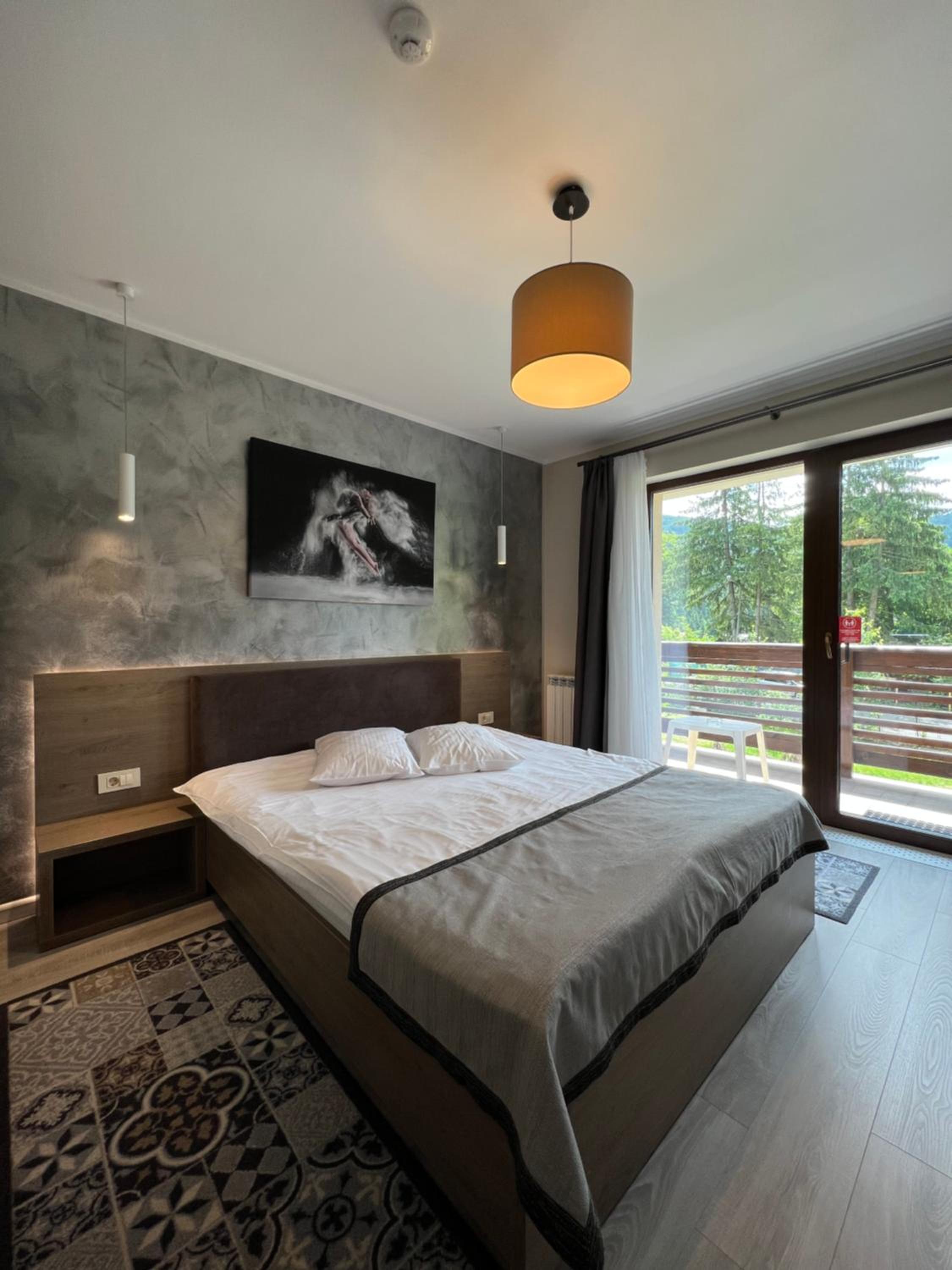 Apartment with Mountain View - Second Floor - Photo 7