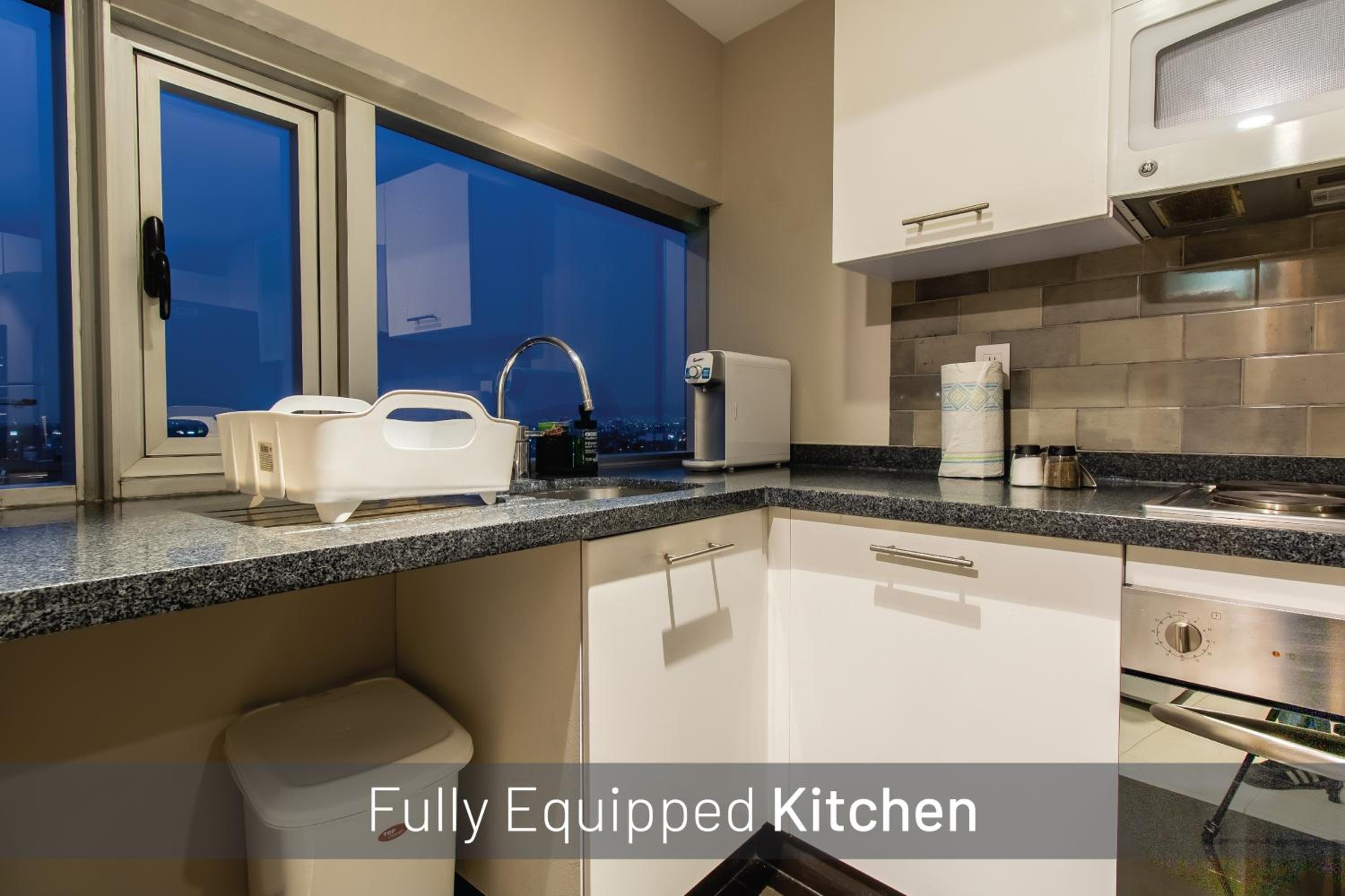 Premium Duplex, 3 Bedroom, City views photo 3