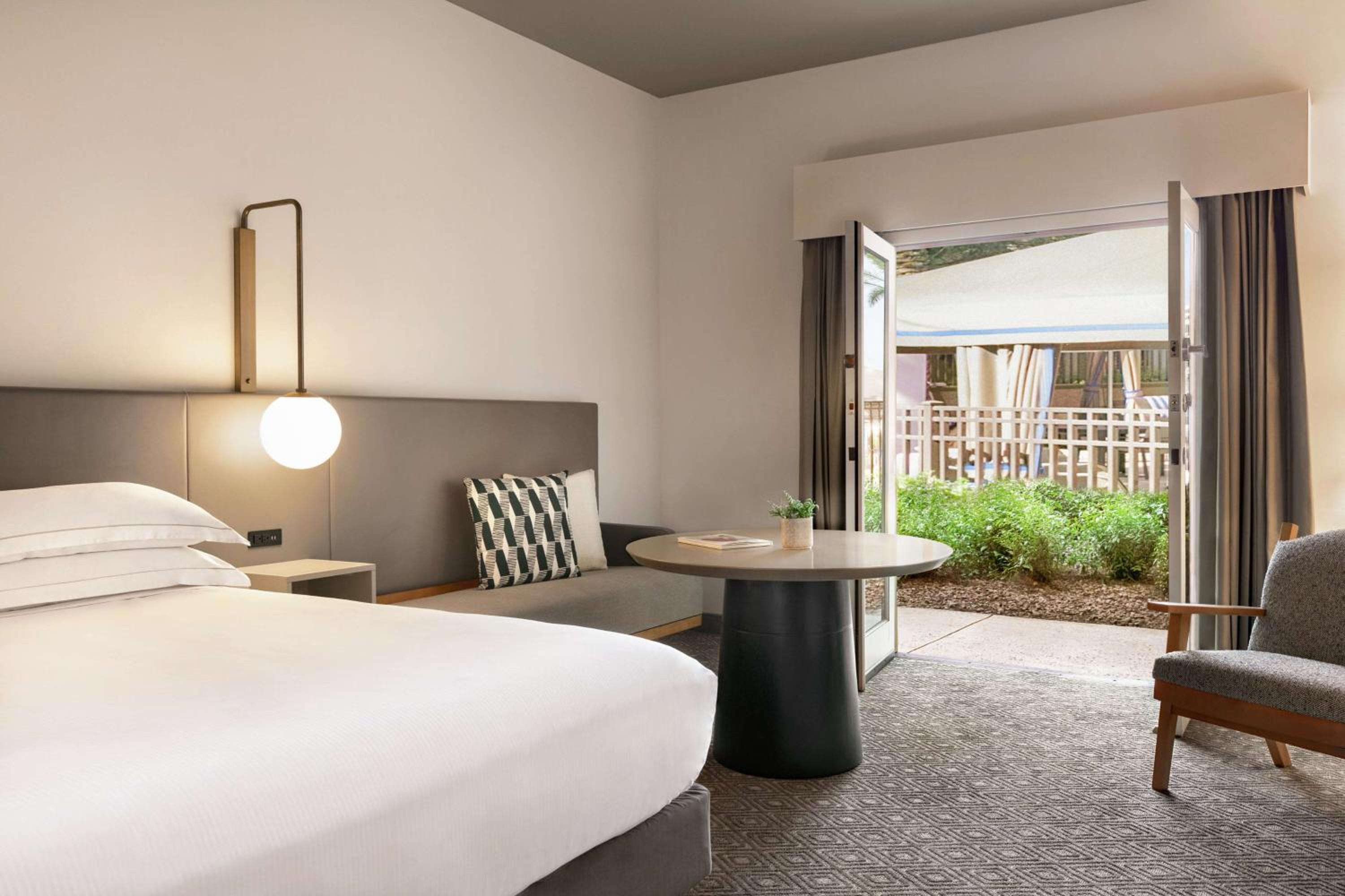 King Room with Pool View - First Floor - Photo 3