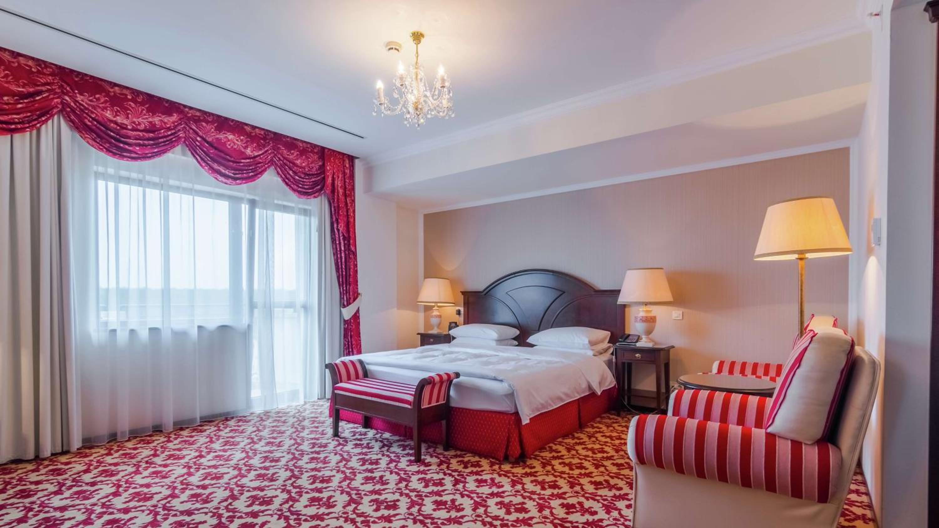 Executive King Room - Photo 1