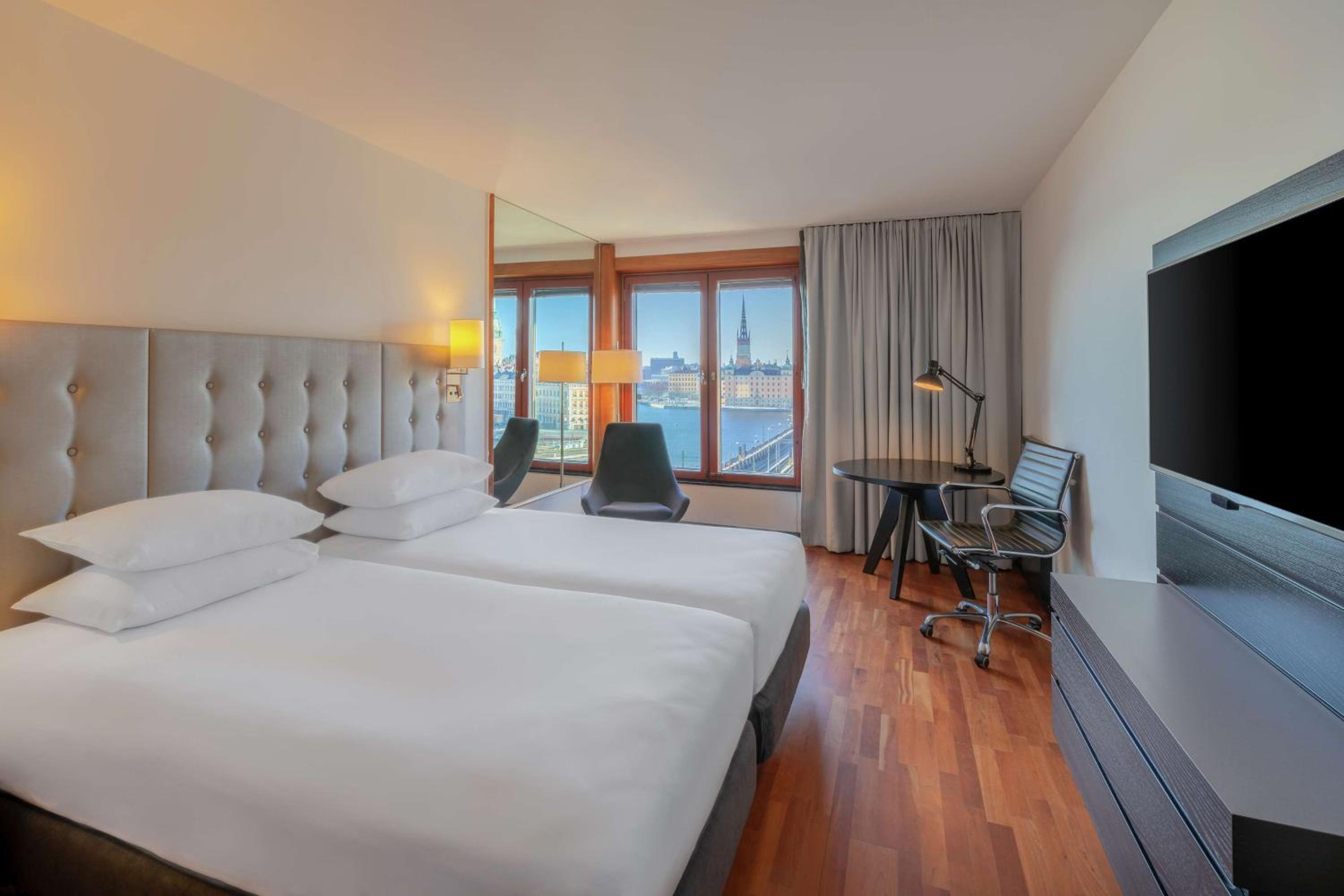 Twin Deluxe Room with View - Photo 4