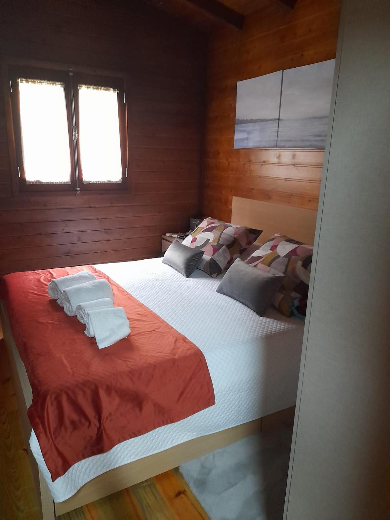 Two-Bedroom House photo 3