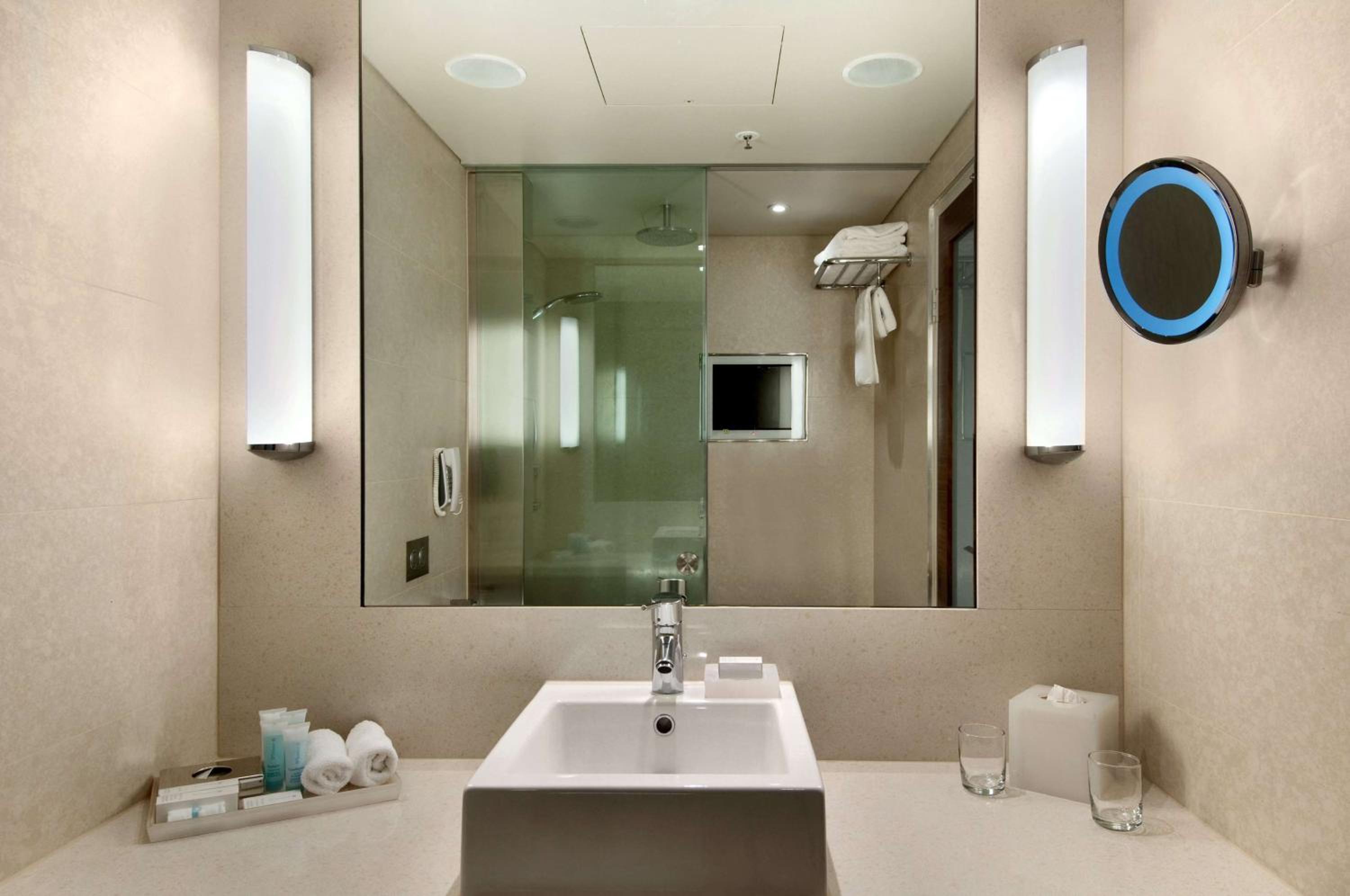 Suite with City View