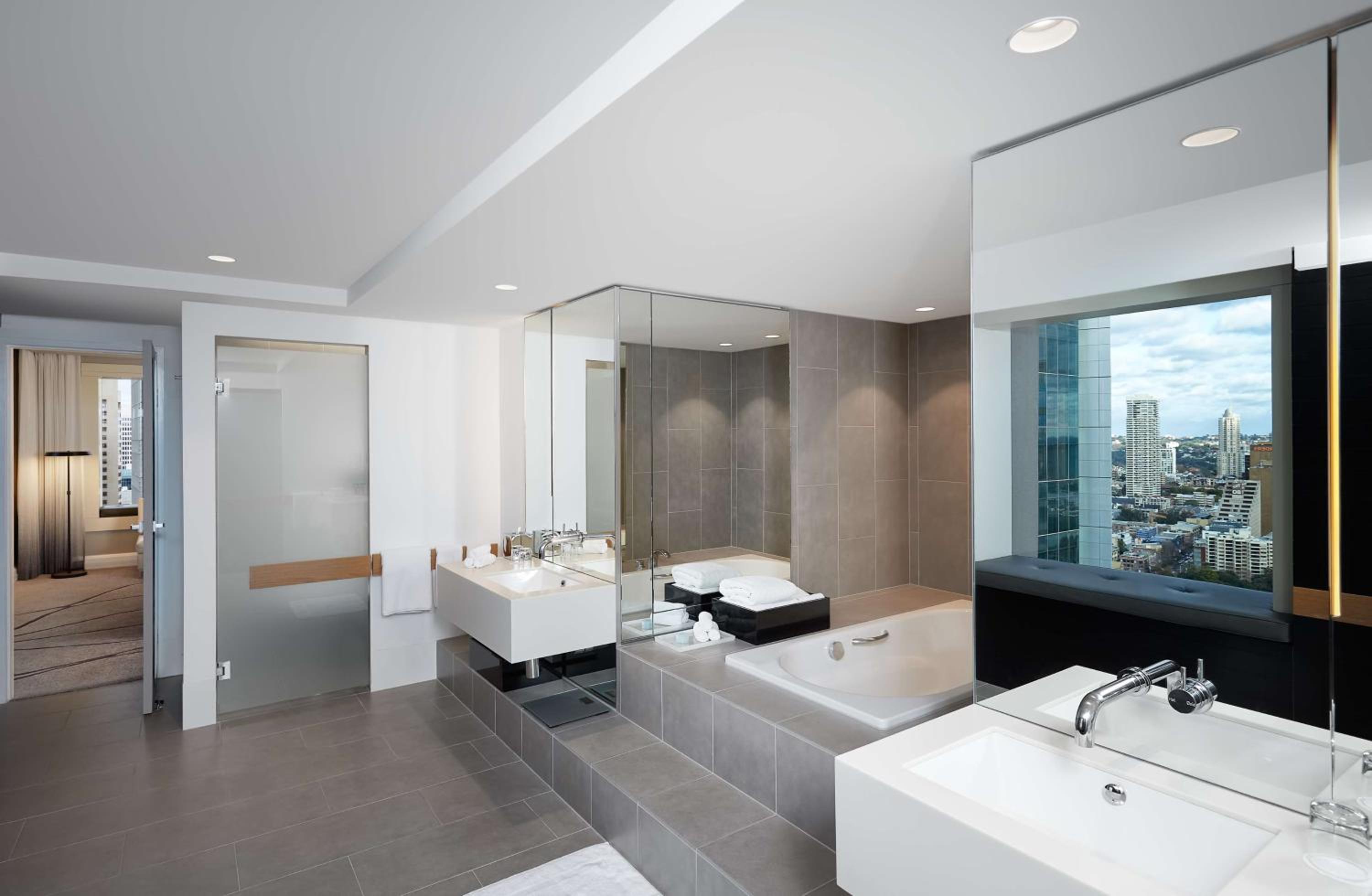 Ambassador Suite thumbnail 6