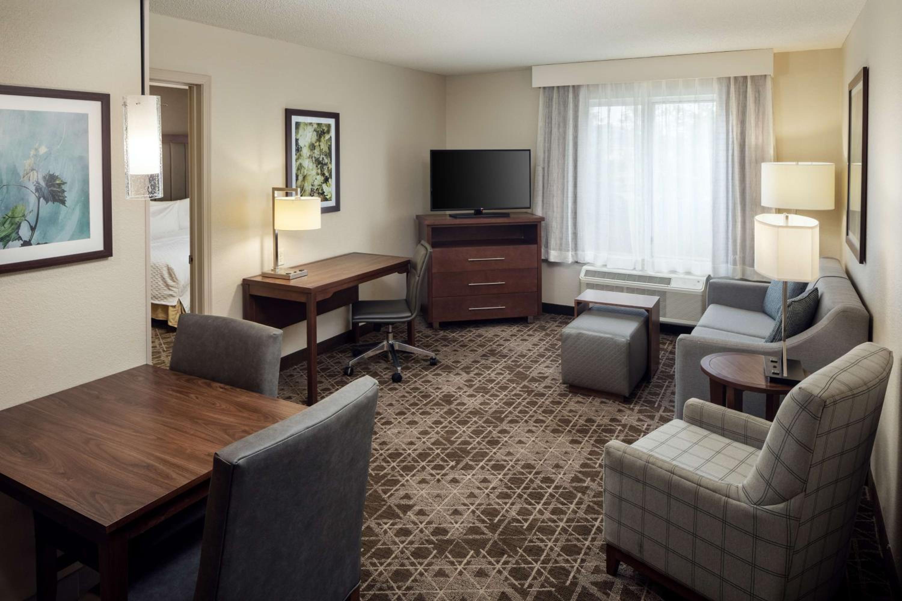 Two-Bedroom Suite - Non-Smoking - Photo 2
