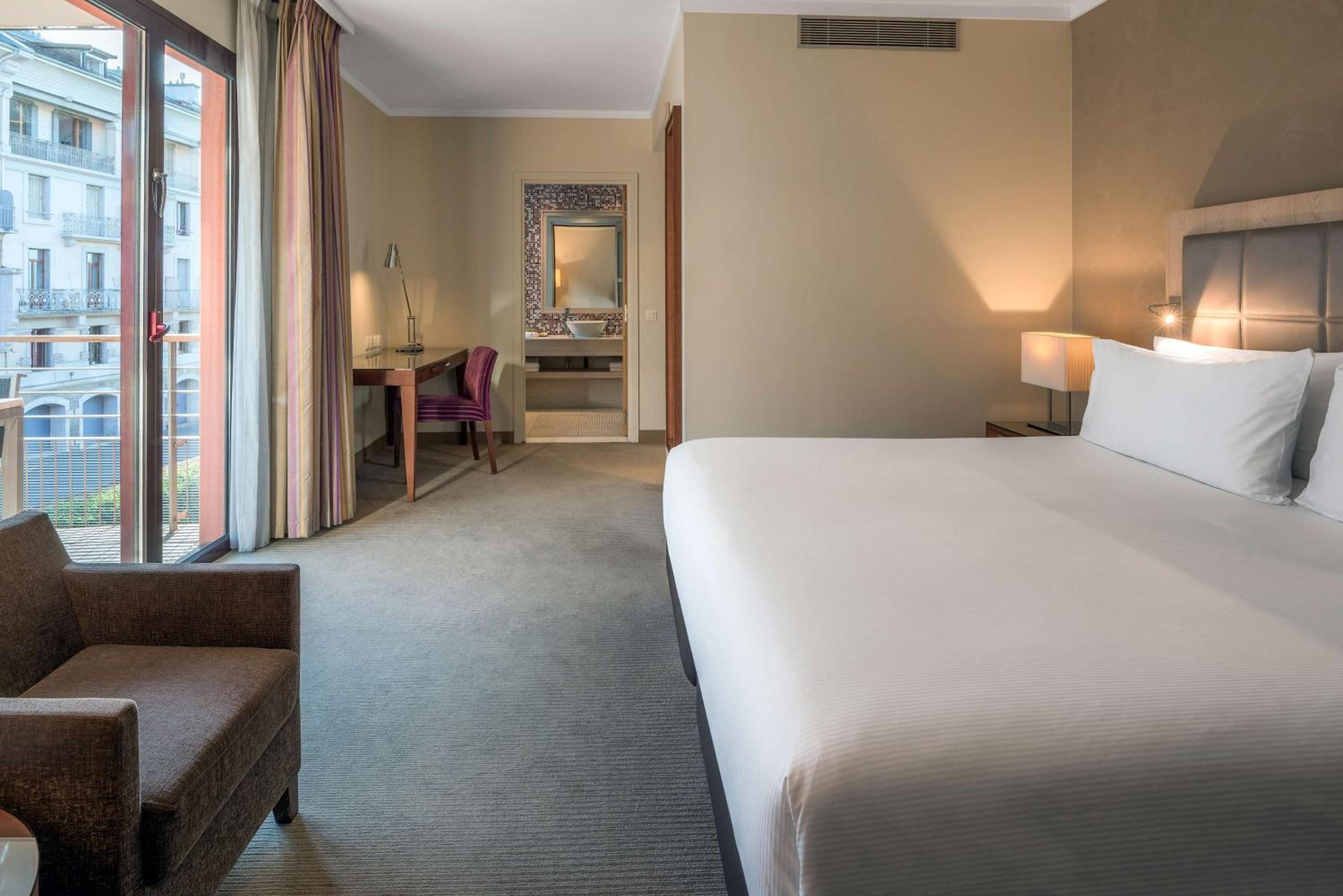 King Guest Room - Photo 1