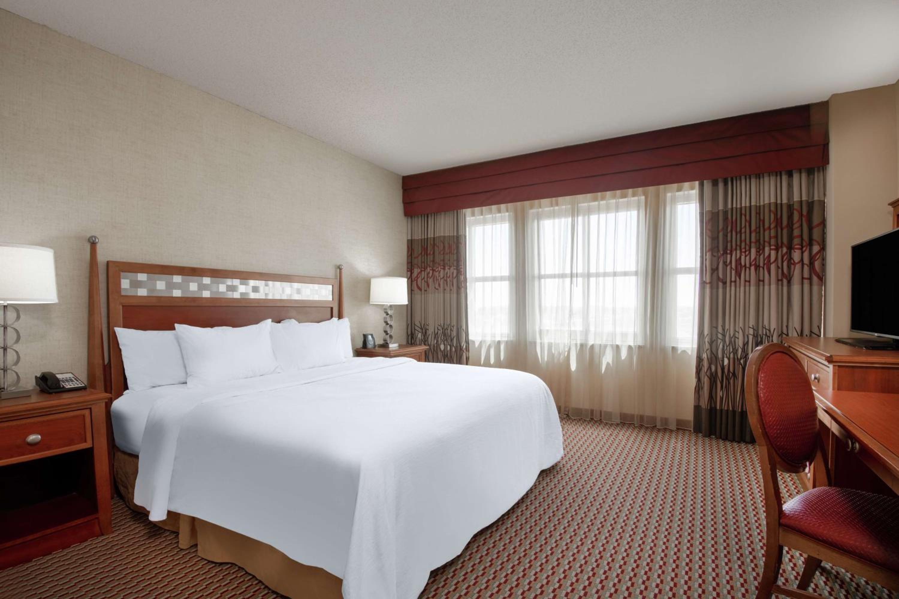 Two-Bedroom Corner King Suite - Spa Tower - Photo 3