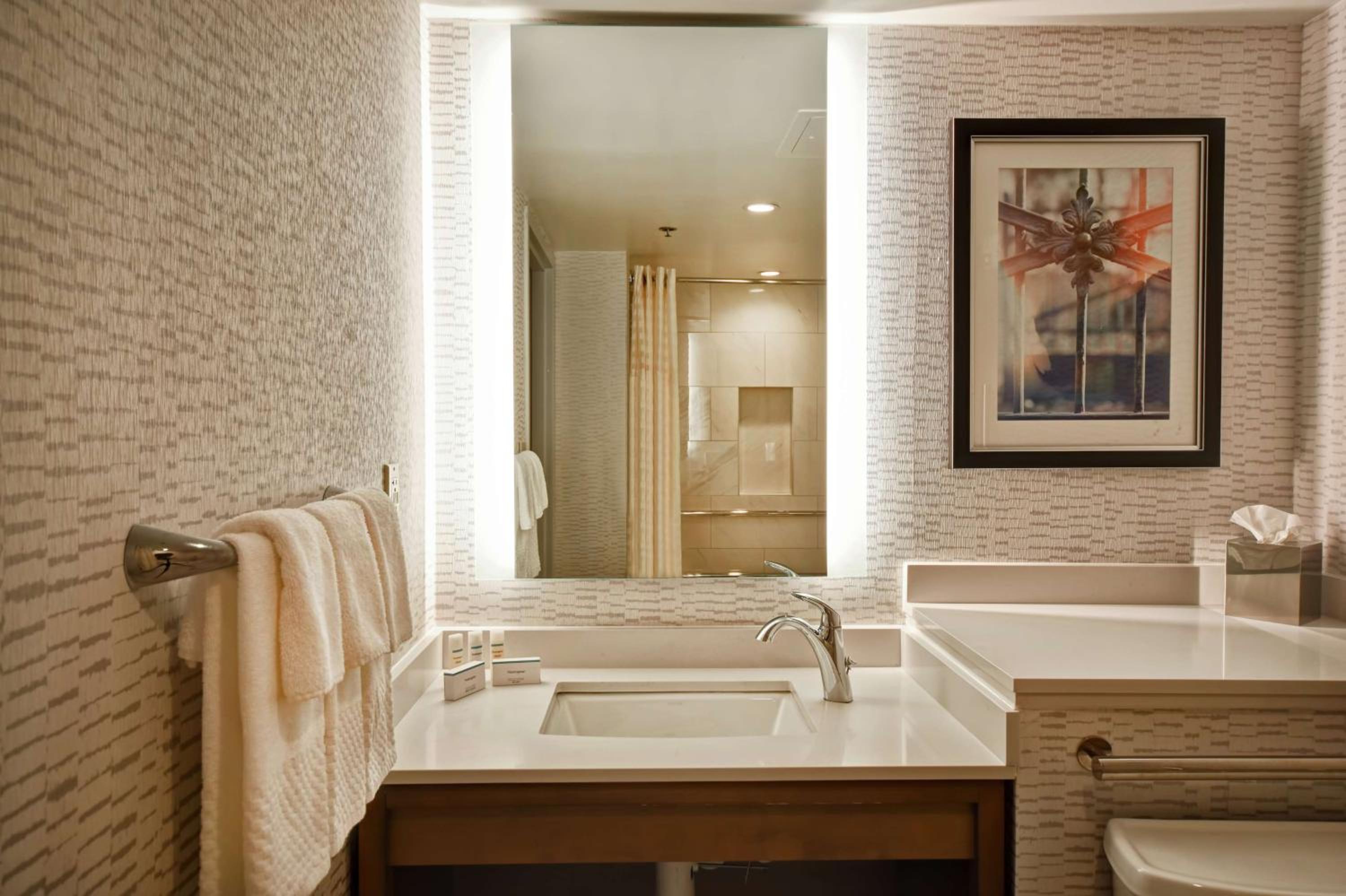 King Room - Mobility Access/Non-Smoking - Photo 2