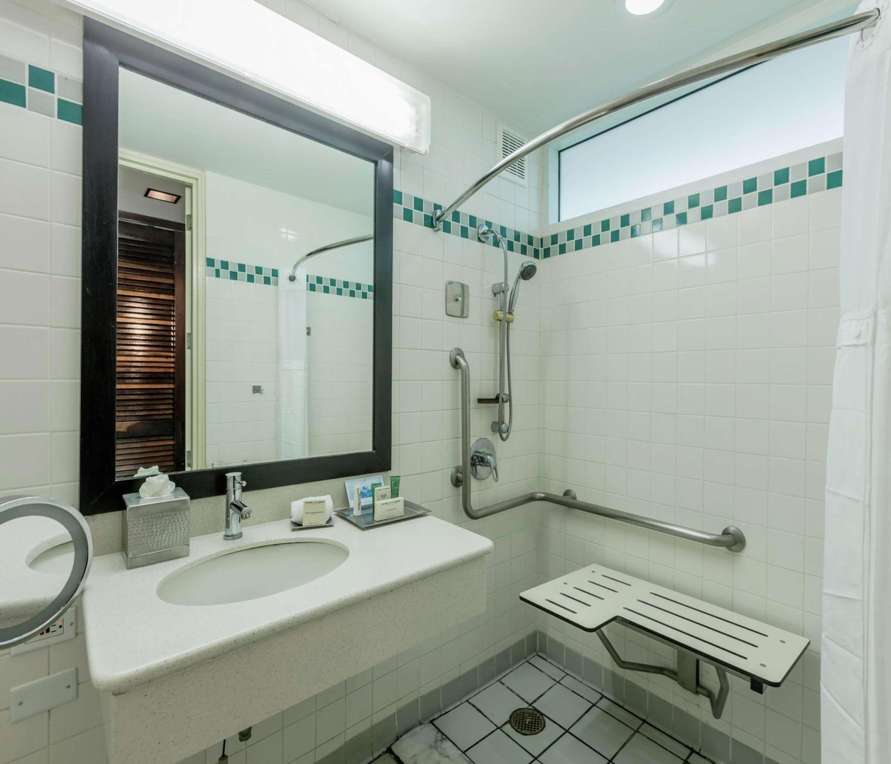 Double Room with Ocean View - Mobility Accessible - Photo 5