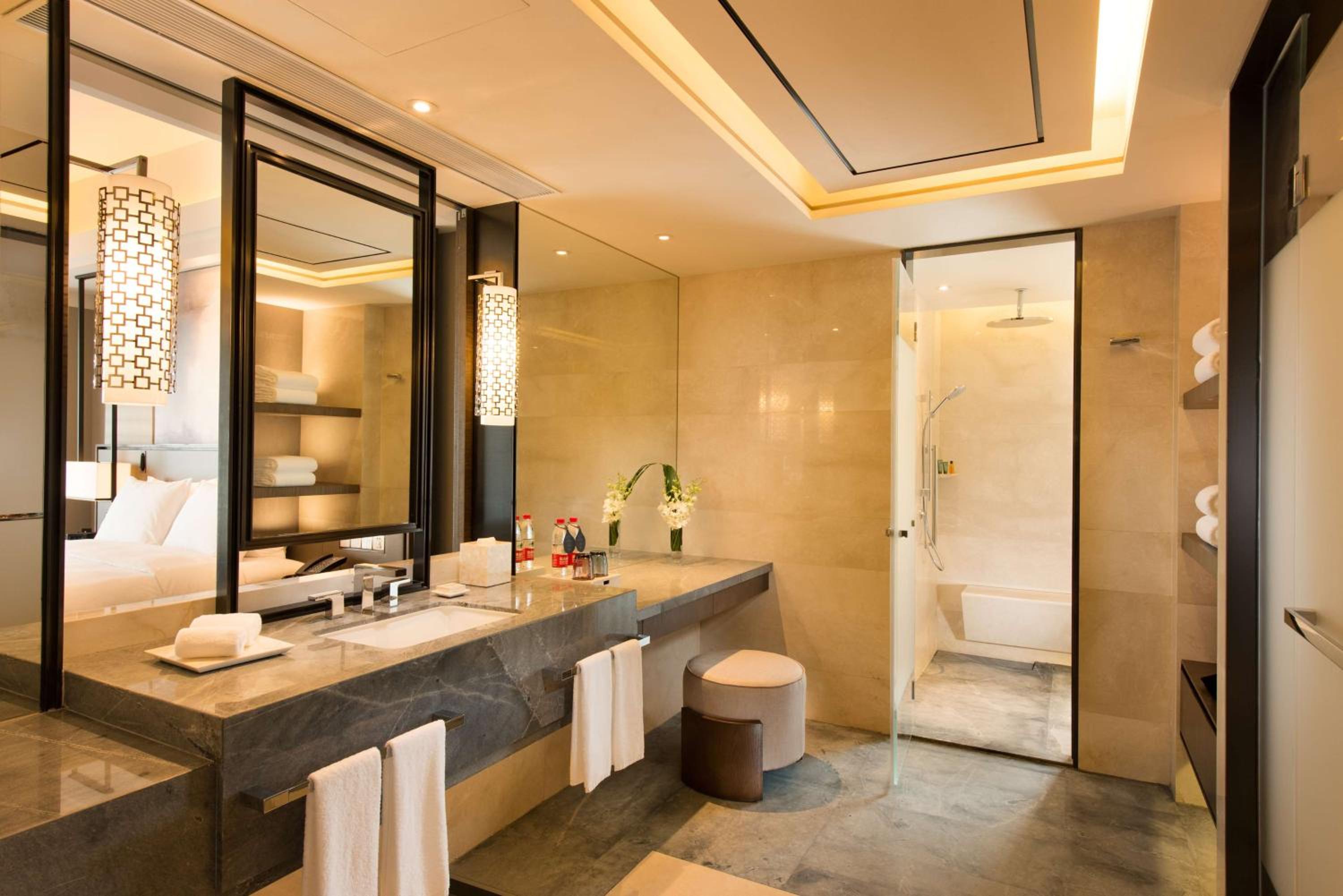 Premium King Room with Sea View
