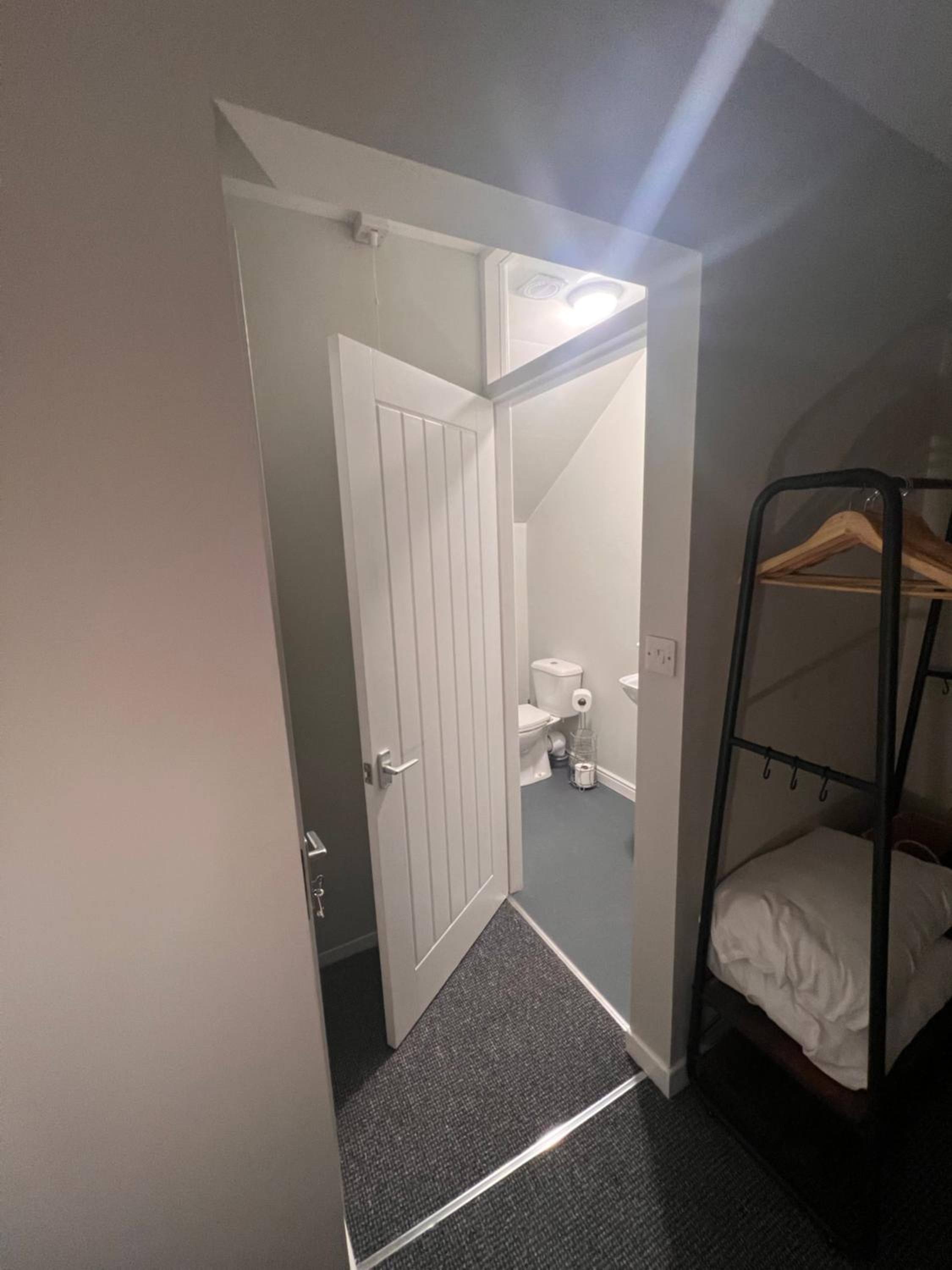 Double Room with Private Bathroom photo 2