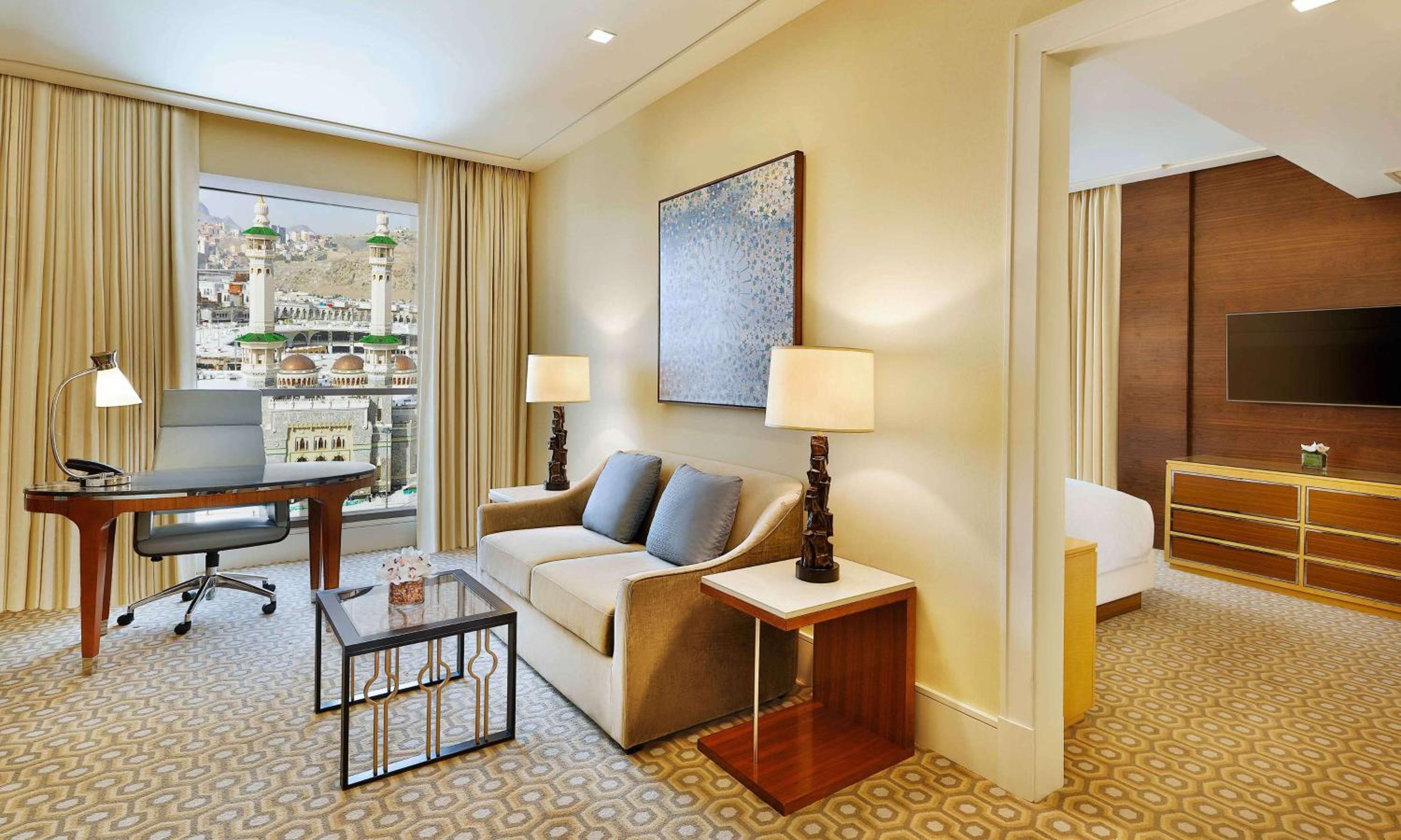 Premier Suite with Partial Kaaba View - Lounge Access