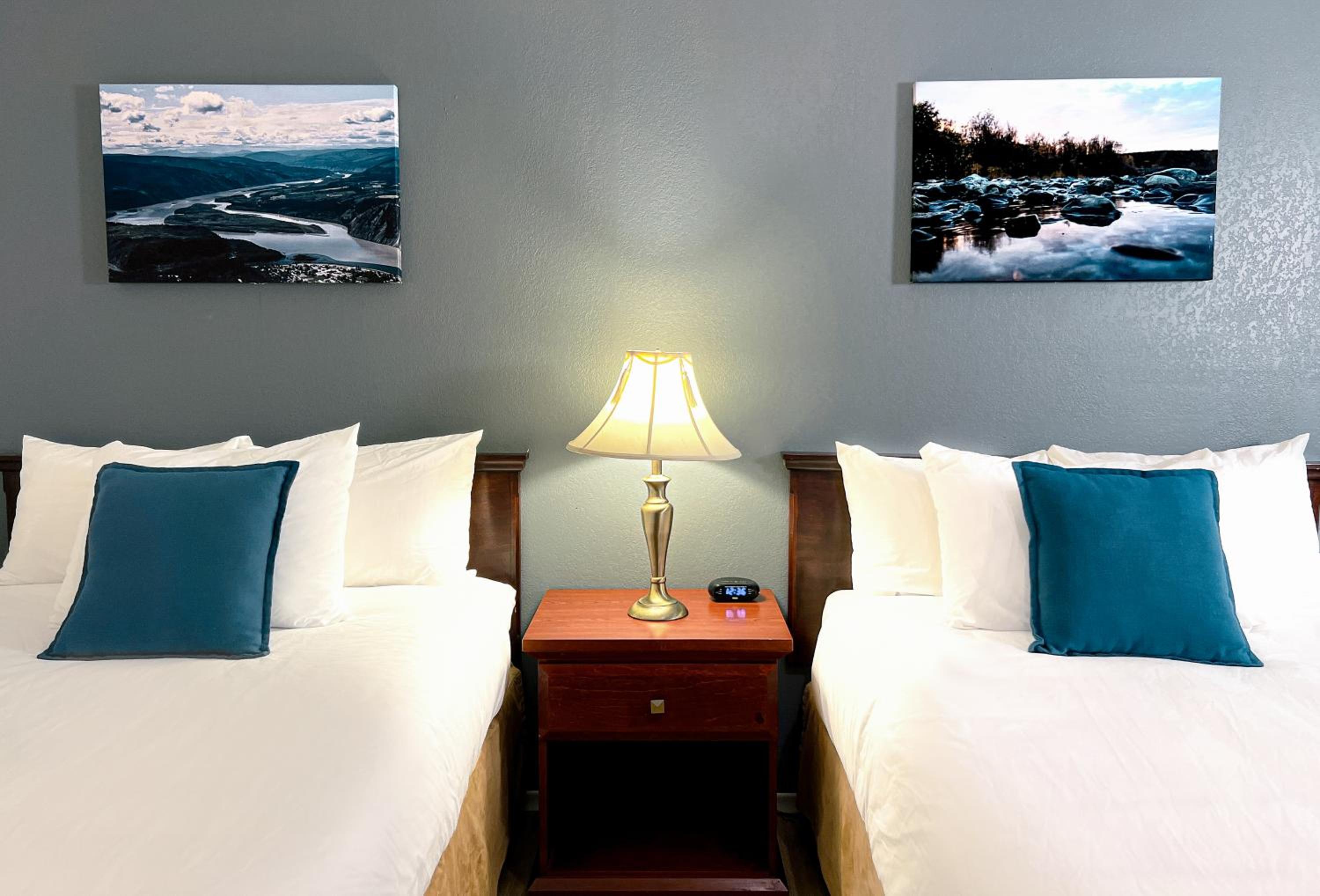 Double Room with Two Double Beds photo 2