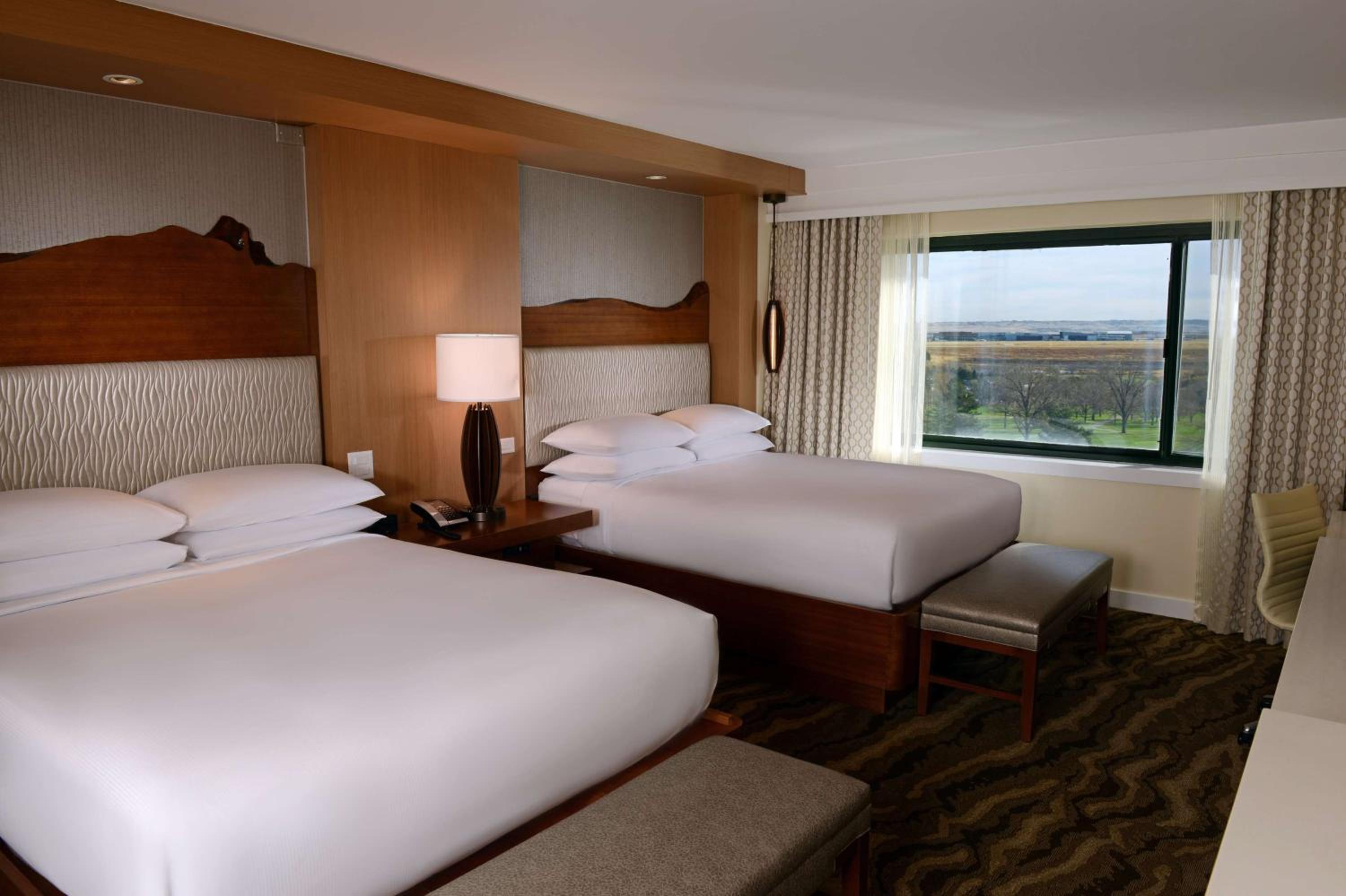Queen Room with Two Queen Beds - Photo 1