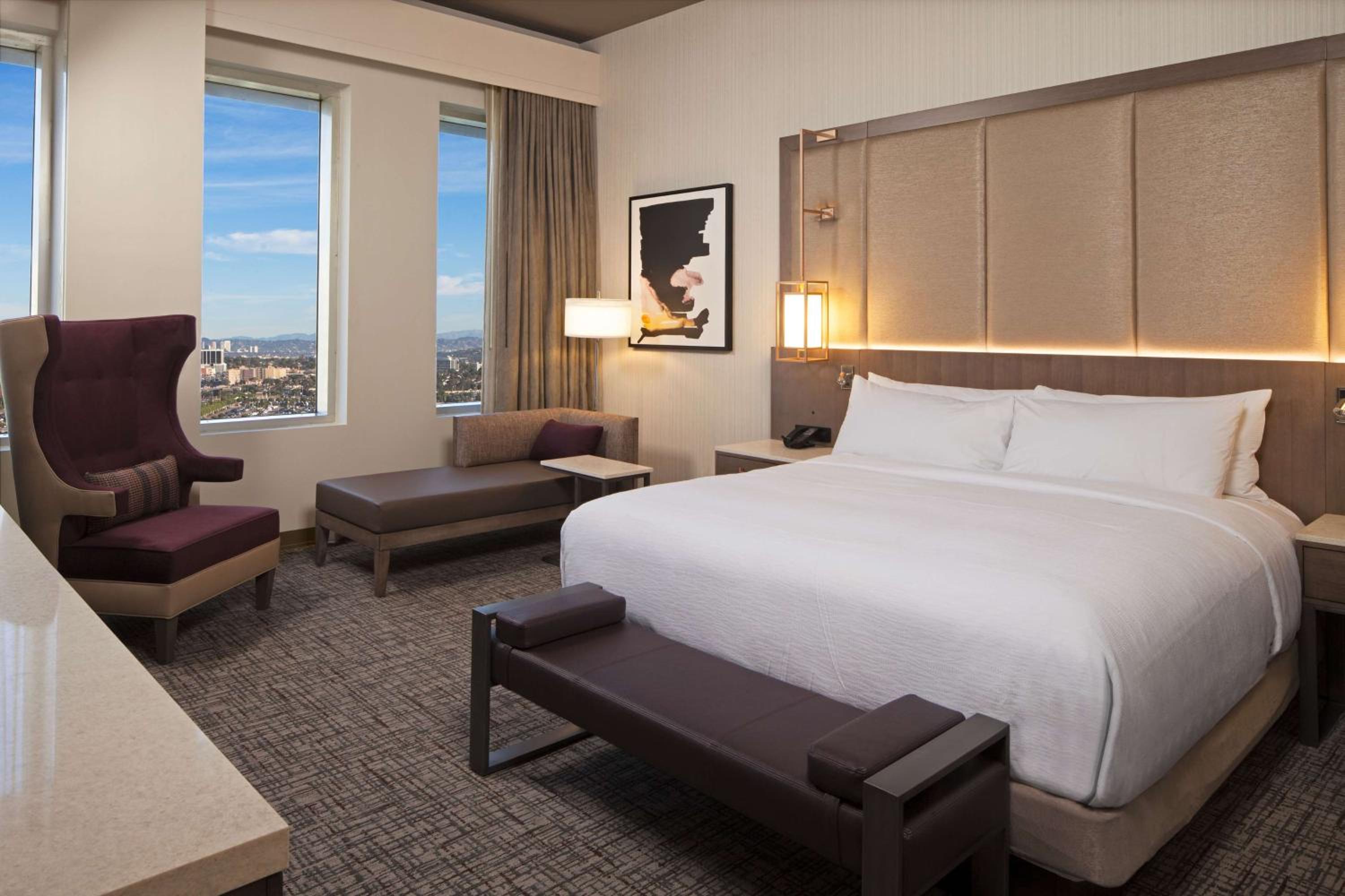 Deluxe King Room - Mobility Access
