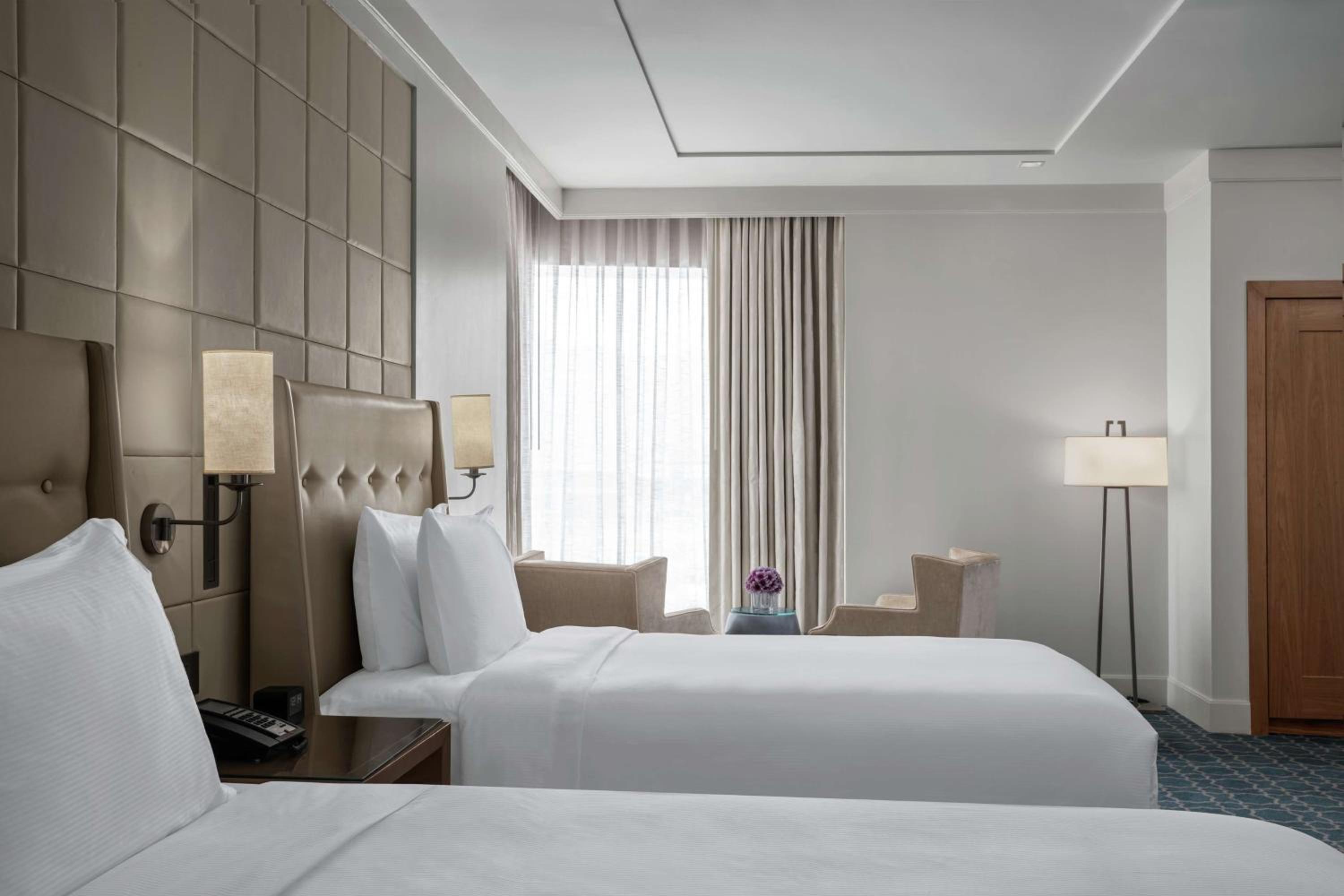 Executive Twin Suite