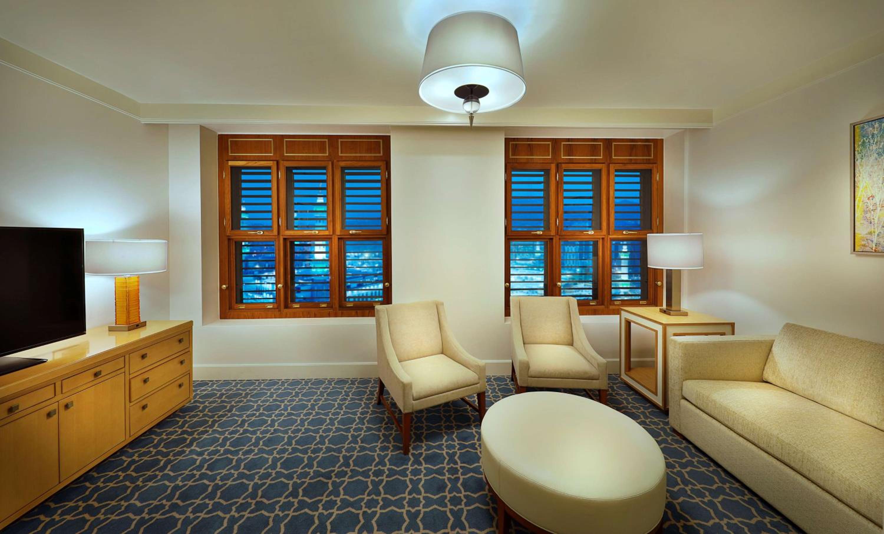 Executive Twin Suite