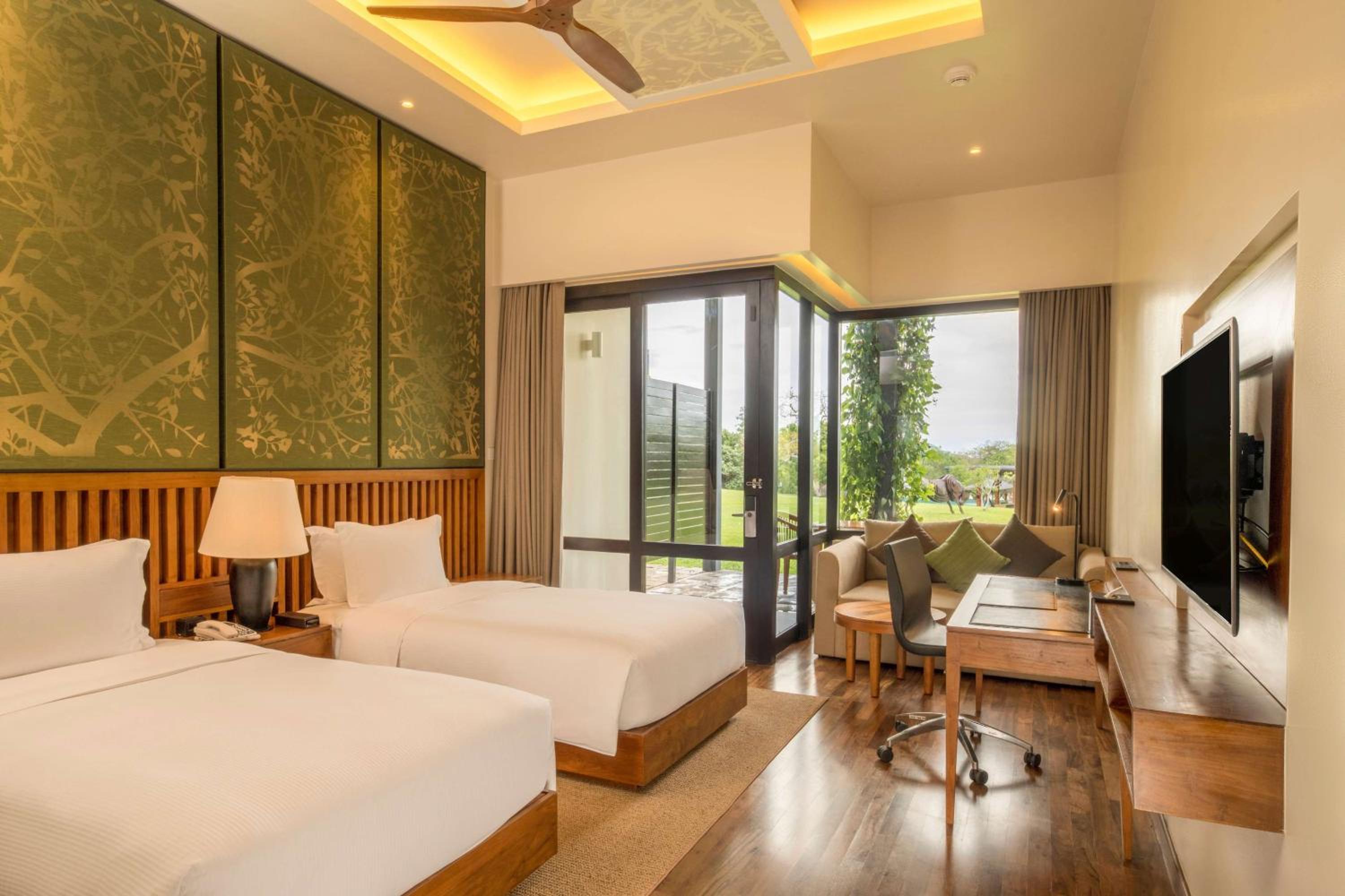 Deluxe Twin Room with Garden View photo 1