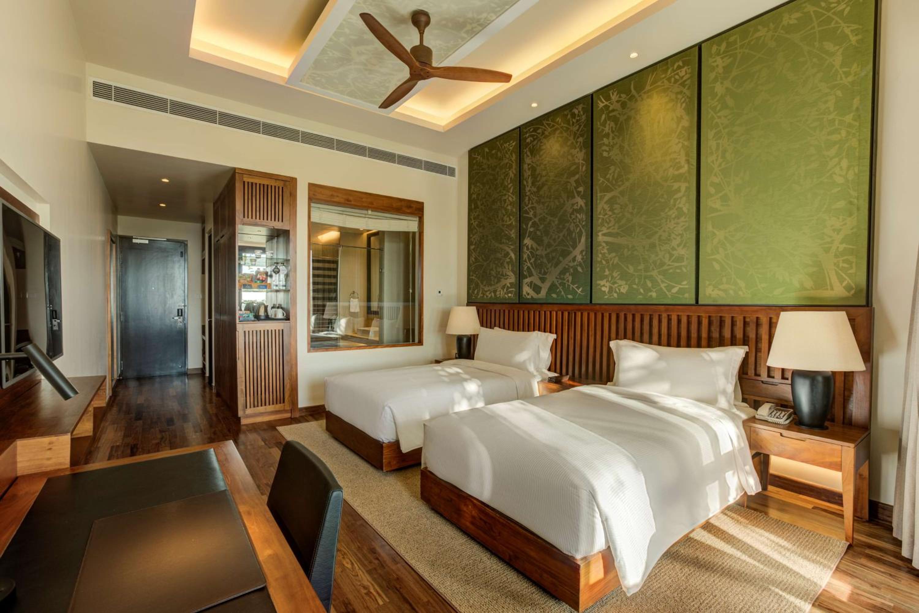 Deluxe Twin Room with Garden View photo 2