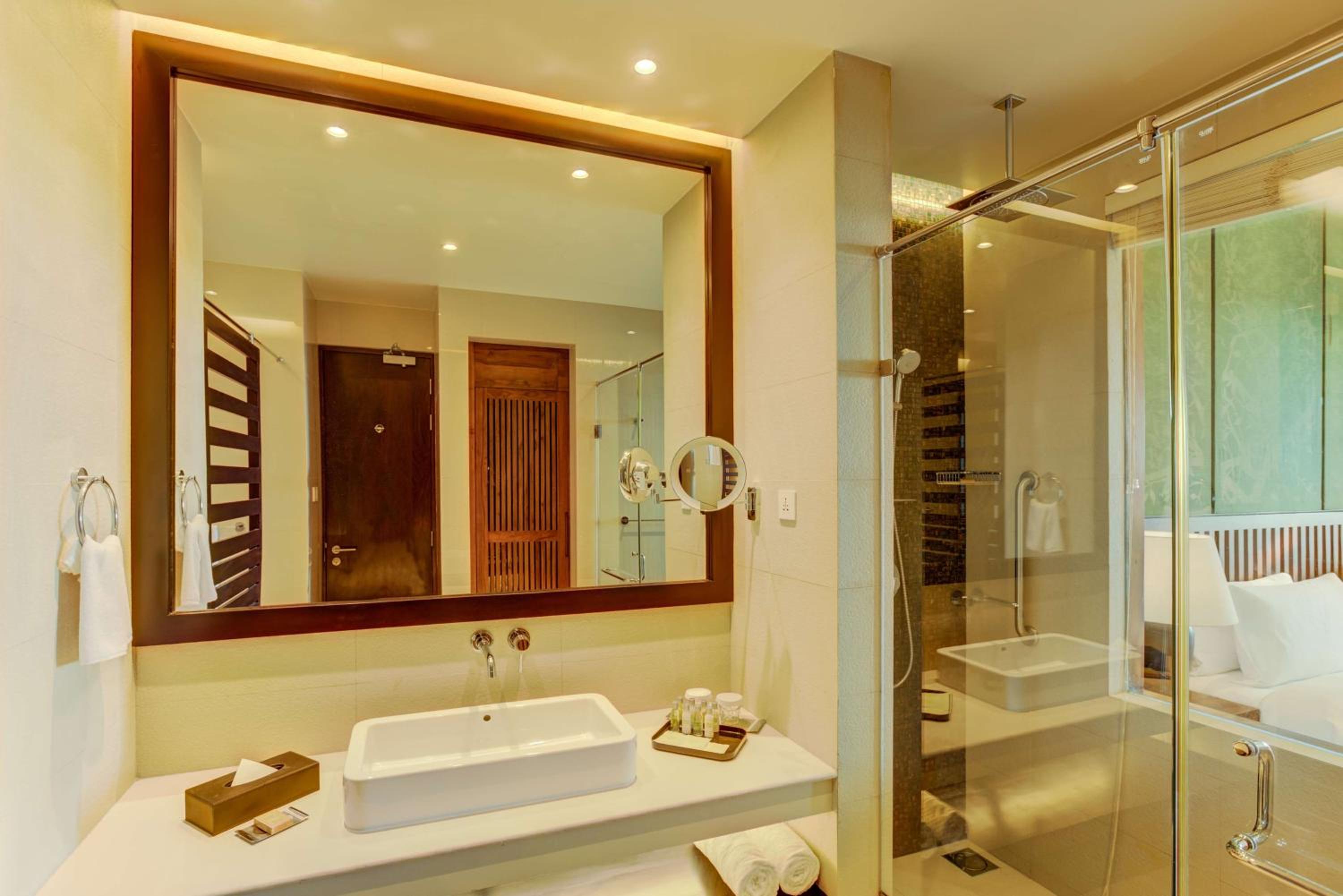 Deluxe Twin Room with Garden View photo 3