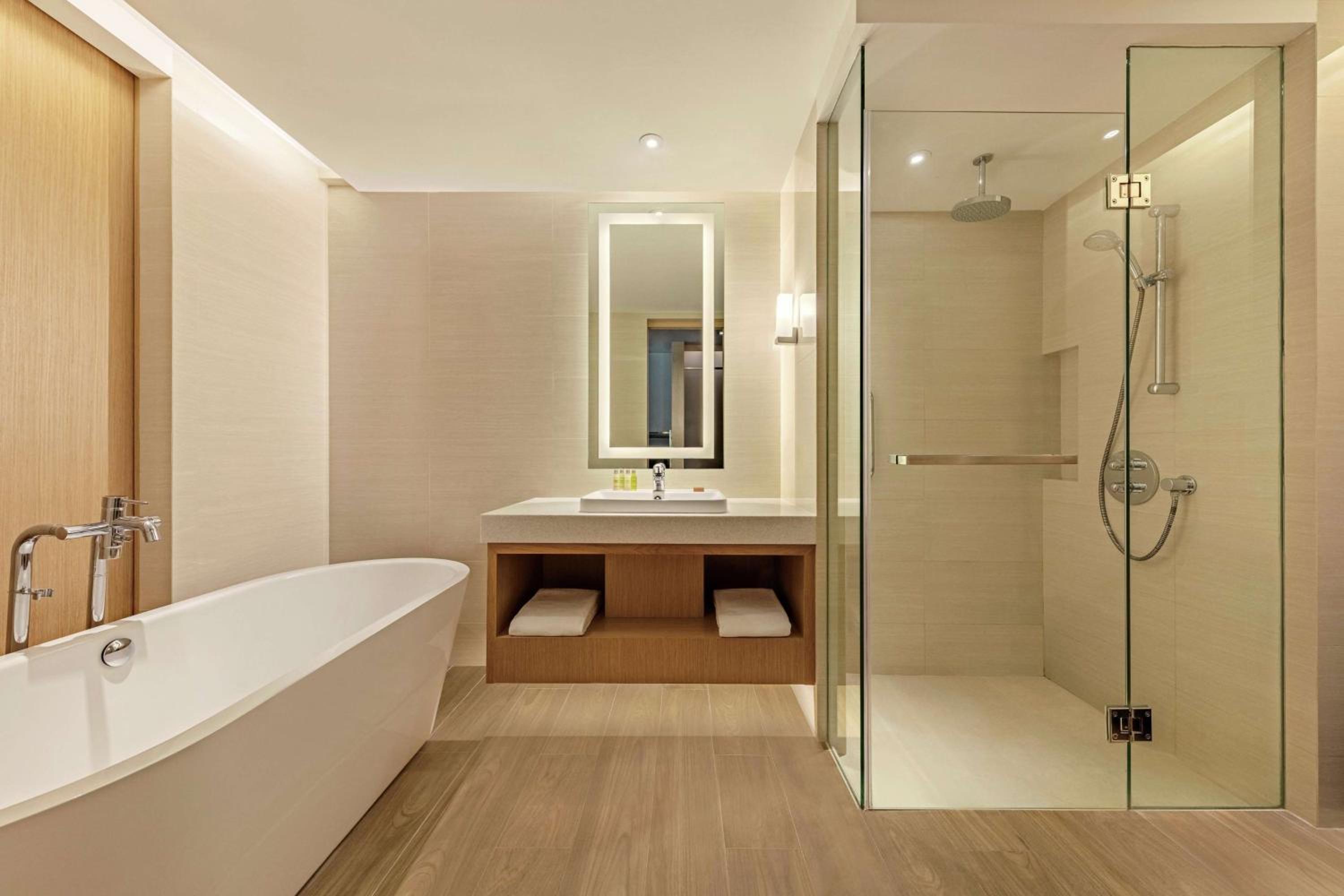 Premium Twin Room - Pool Side - Photo 4