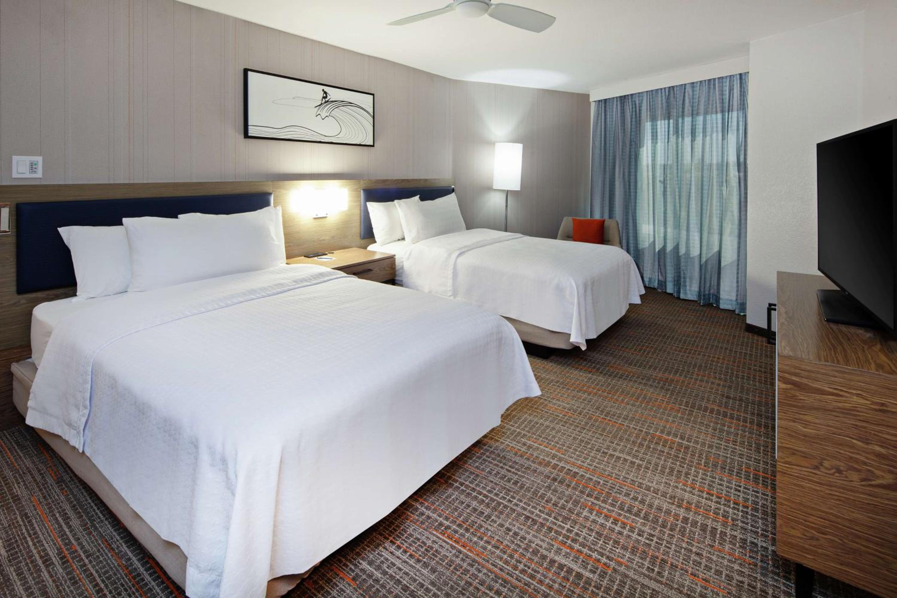 Suite with Two Double Beds - Hearing Access/Non-Smoking