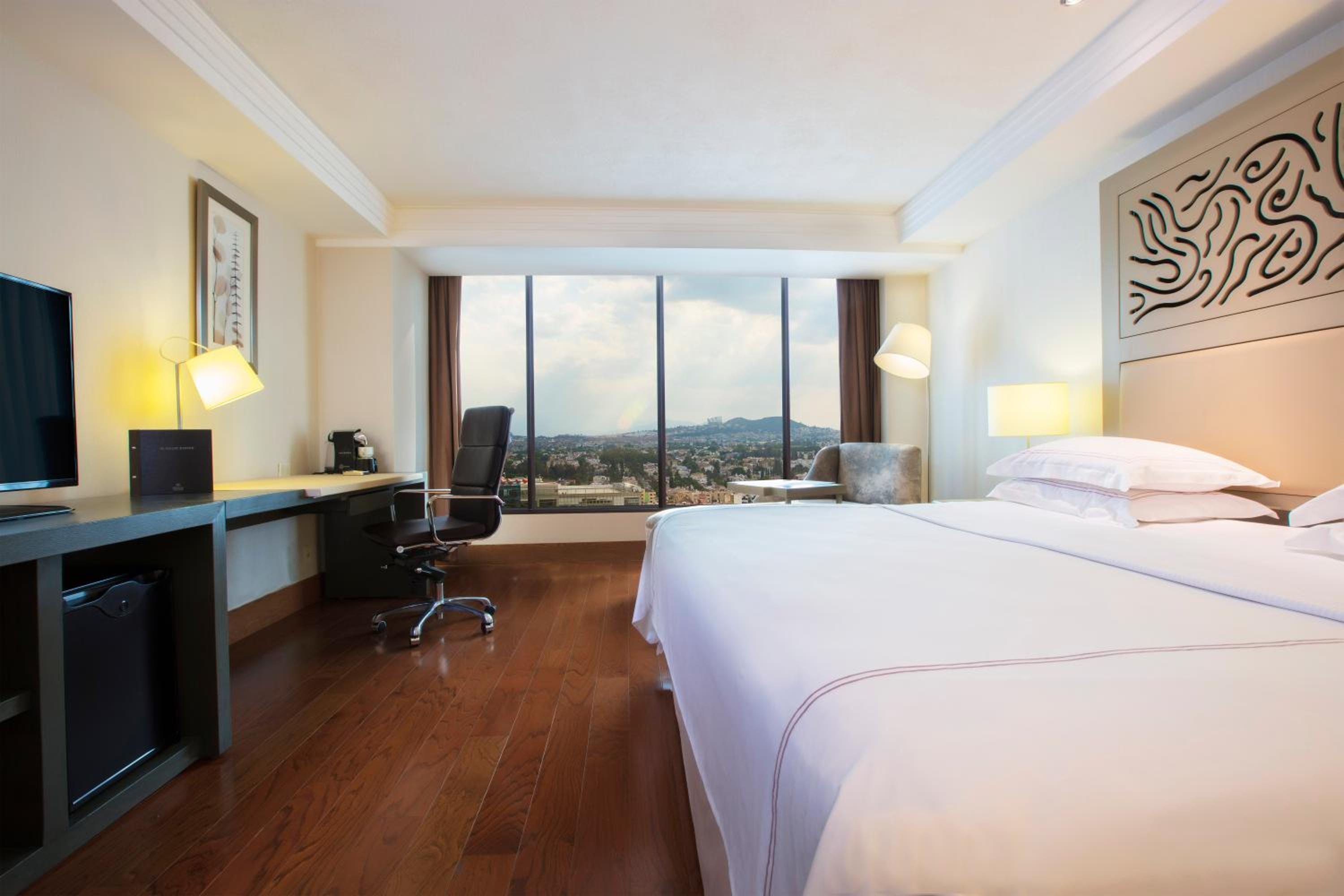 Premium Level Master Suite