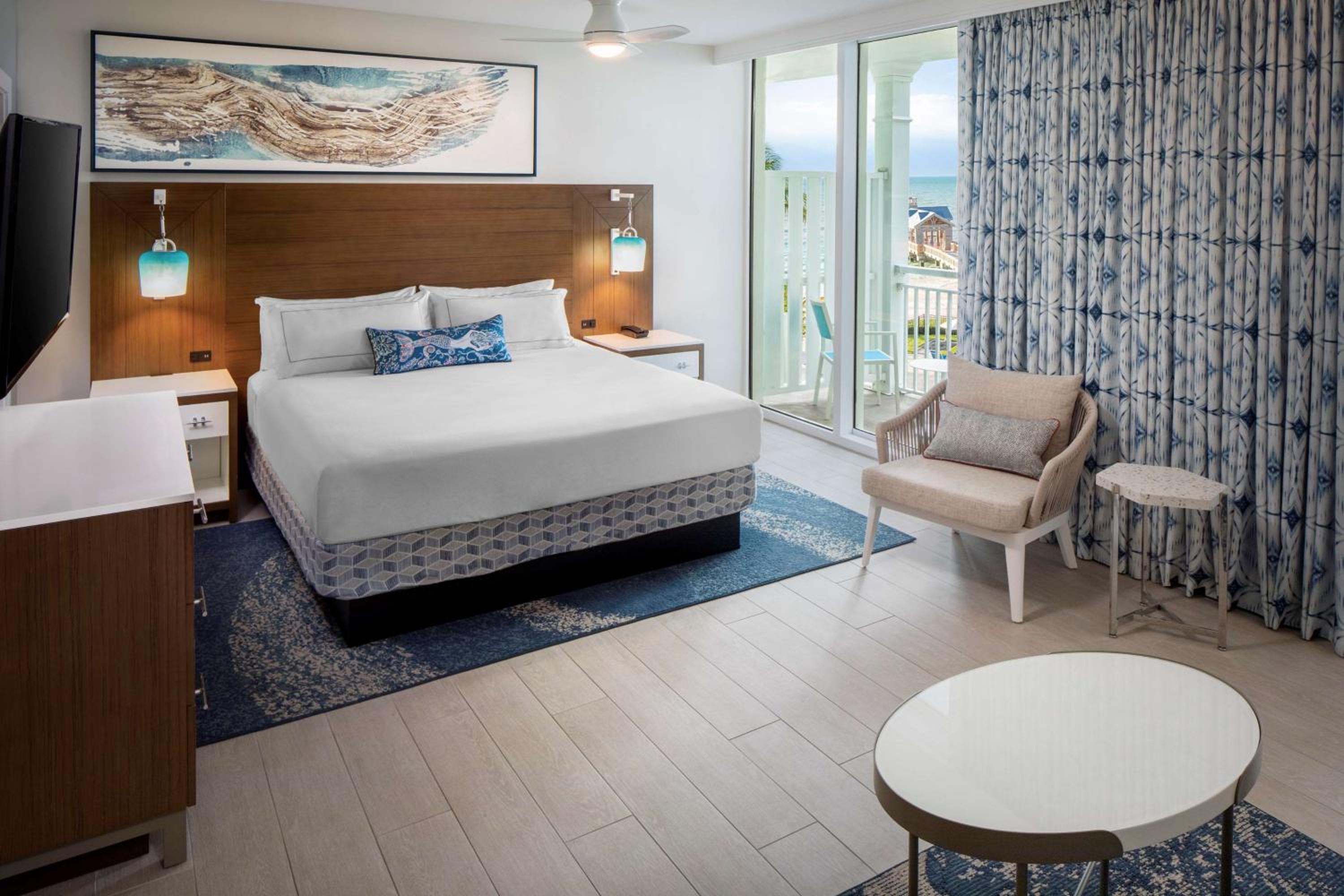 Premium King Studio with Ocean View - Photo 2