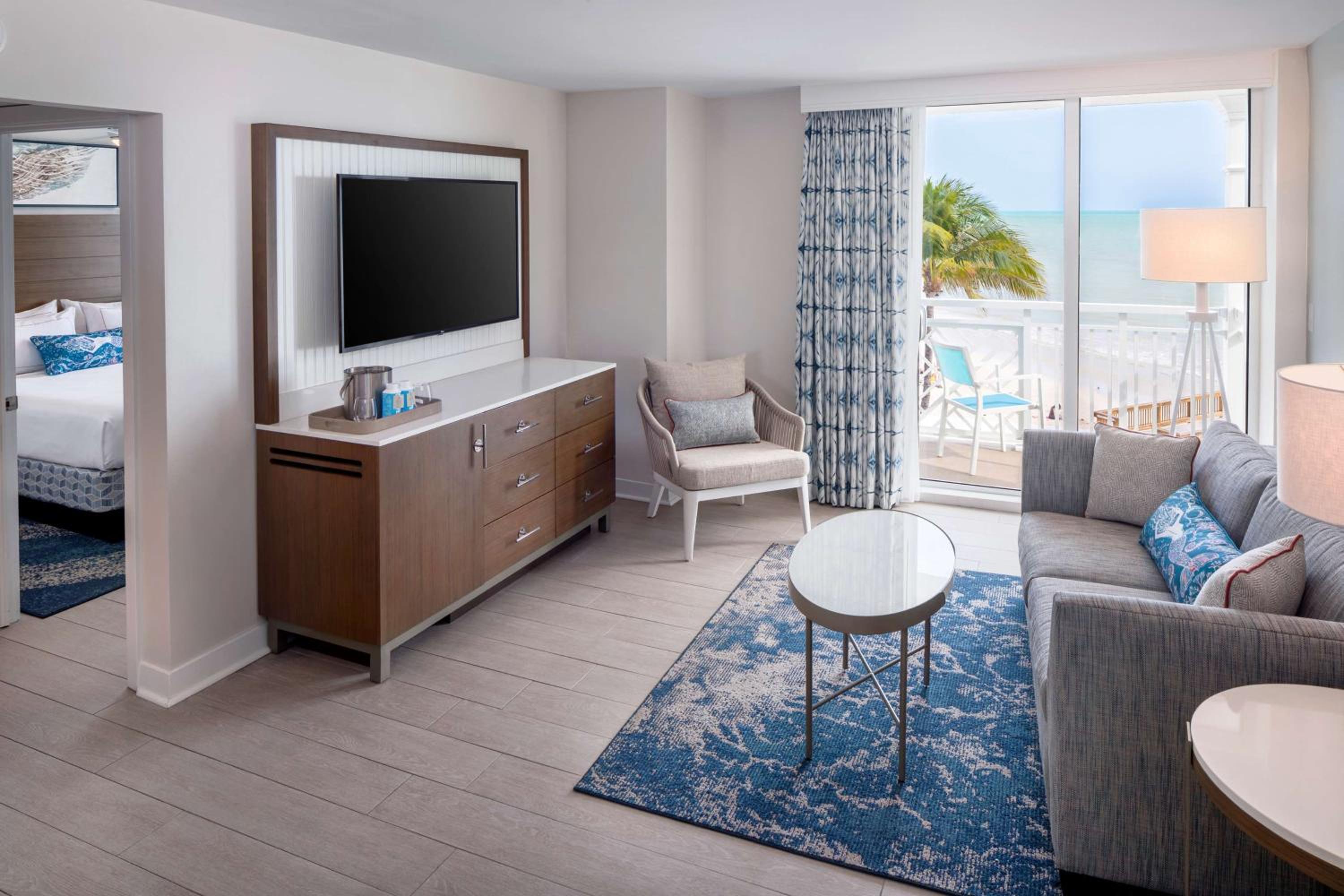 King Suite with Ocean View - Photo 2