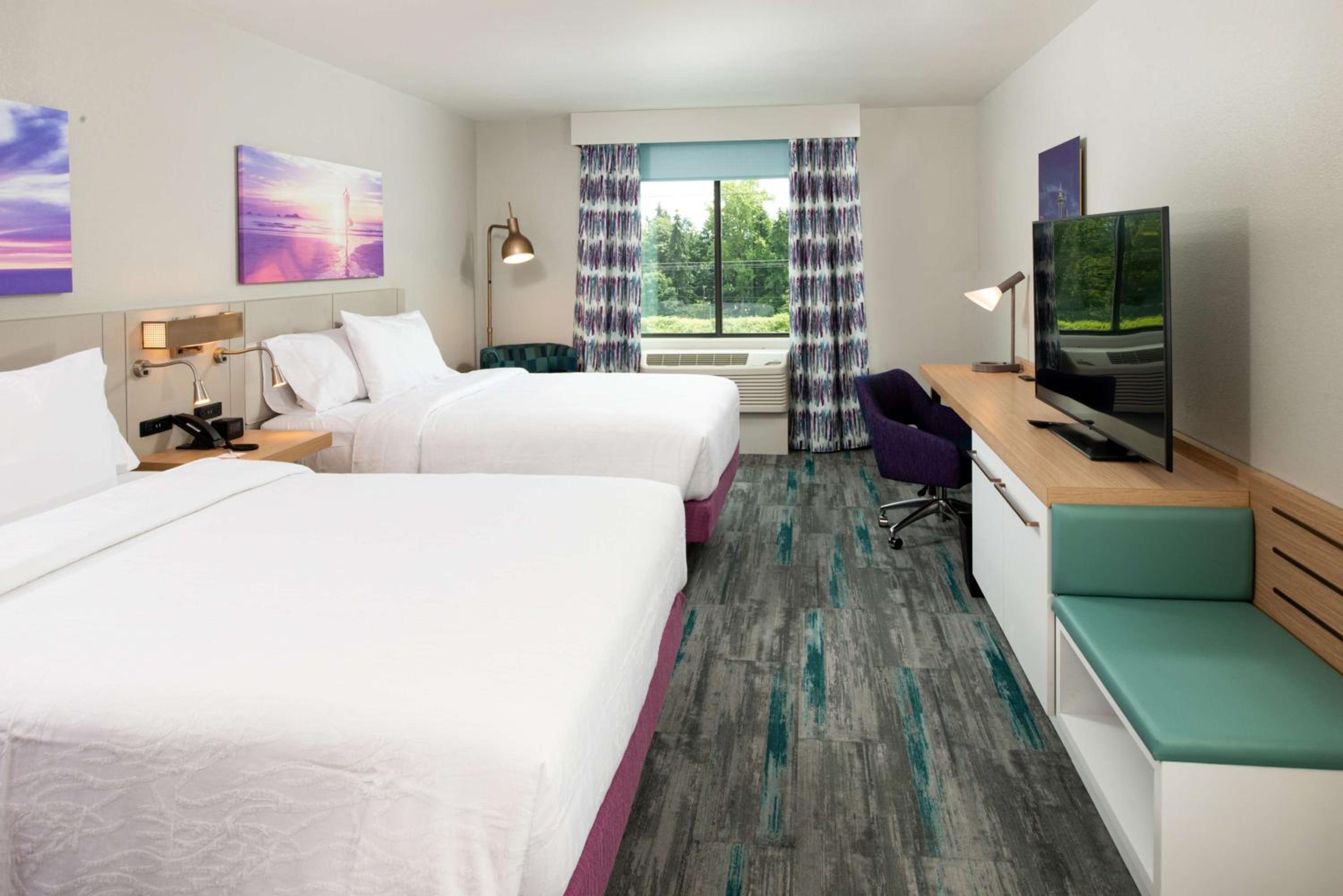 Queen Room with Two Queen Beds - Photo 1